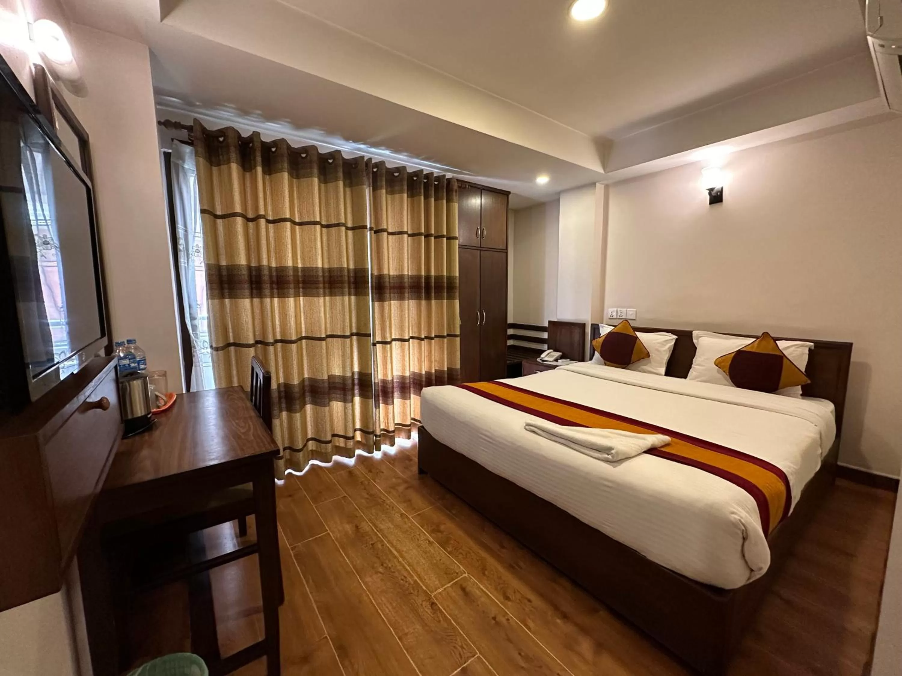 Deluxe Double Room - single occupancy in Hotel Everest Nepal