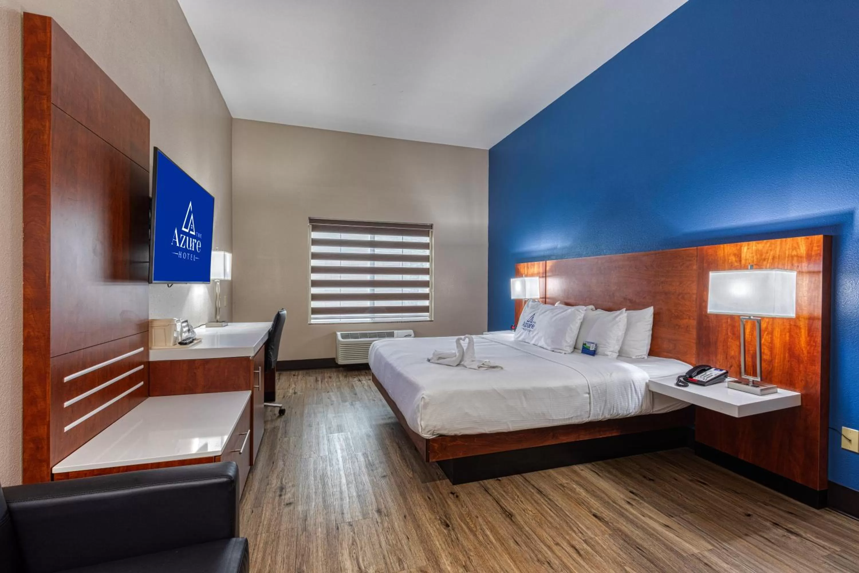 One King Bed - Non-Smoking in The Azure Hotel