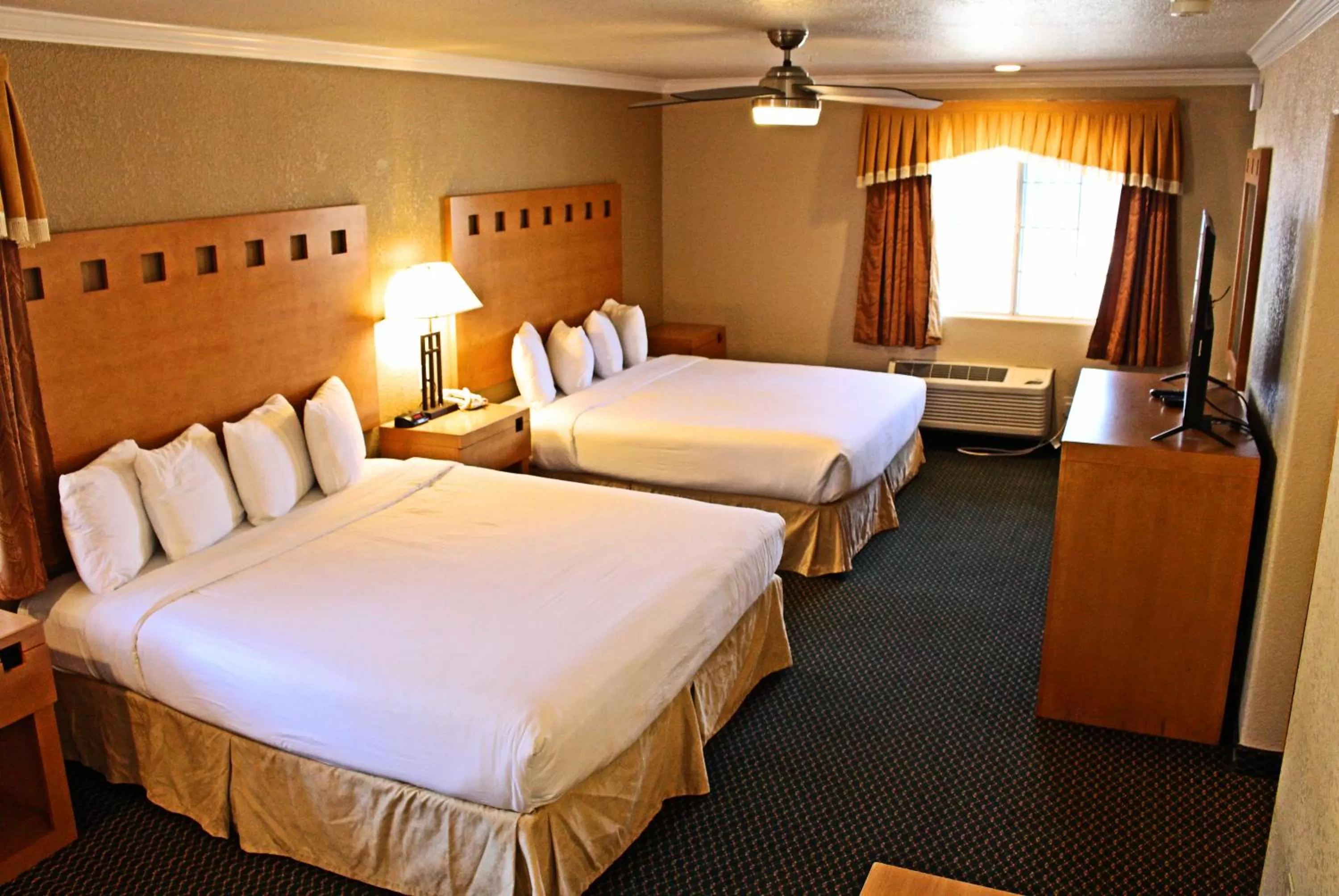 Family Suite in Lake Point Lodge