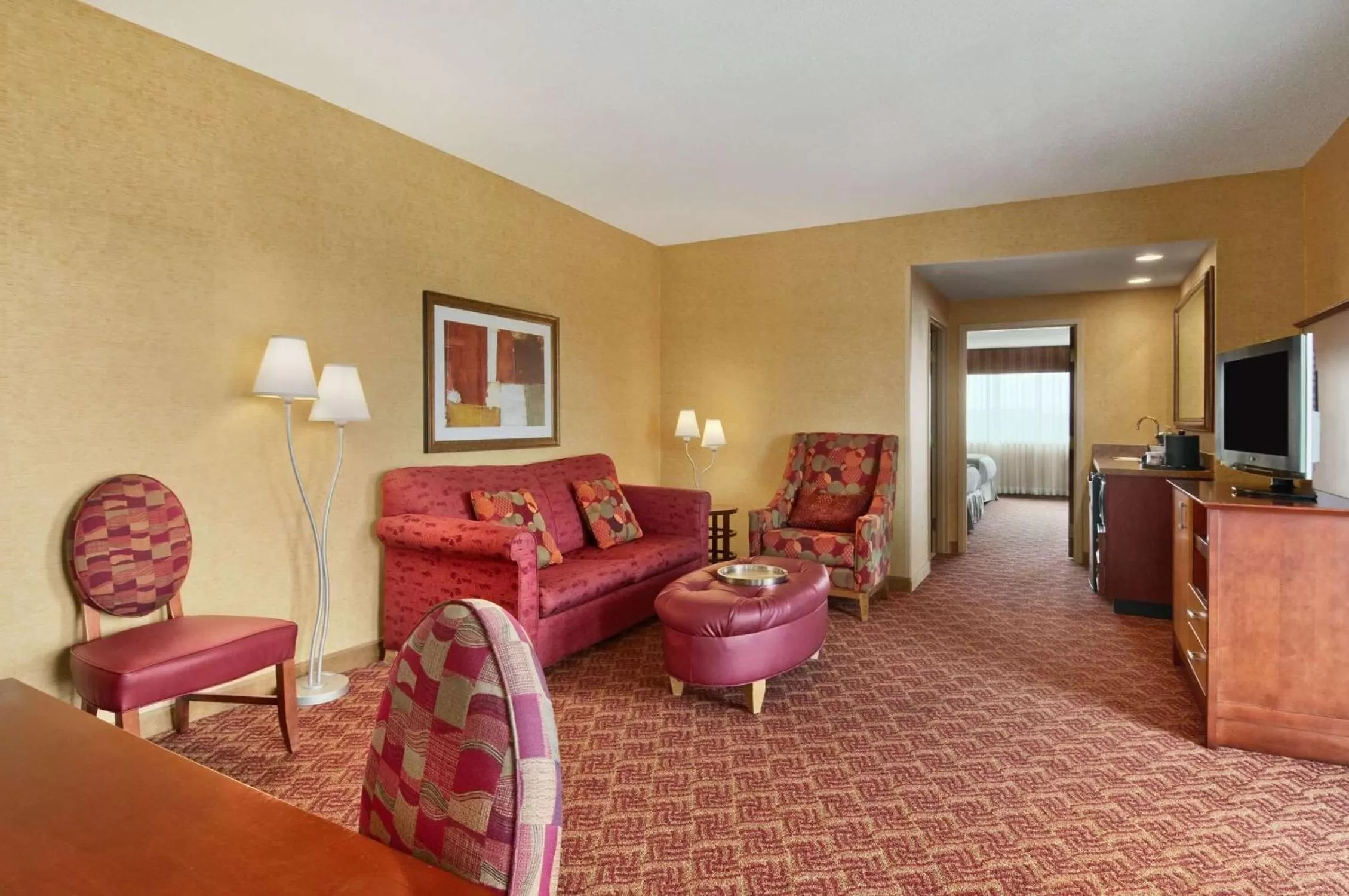 Suite with One King Bed and Two Queen Beds in Embassy Suites by Hilton Charlotte Concord Golf Resort & Spa