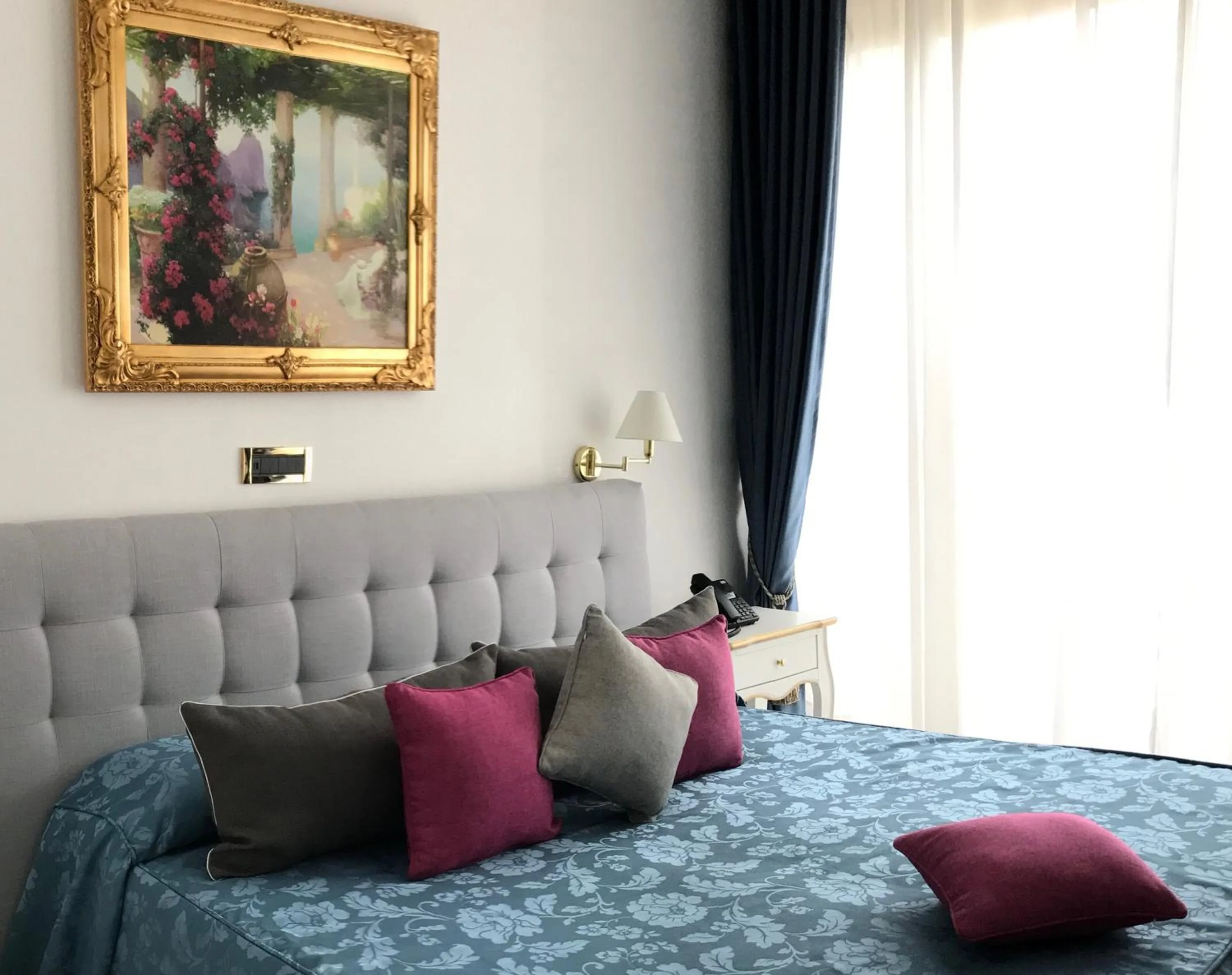 Deluxe Room - single occupancy in Bougainville Luxury Boutique Hotel