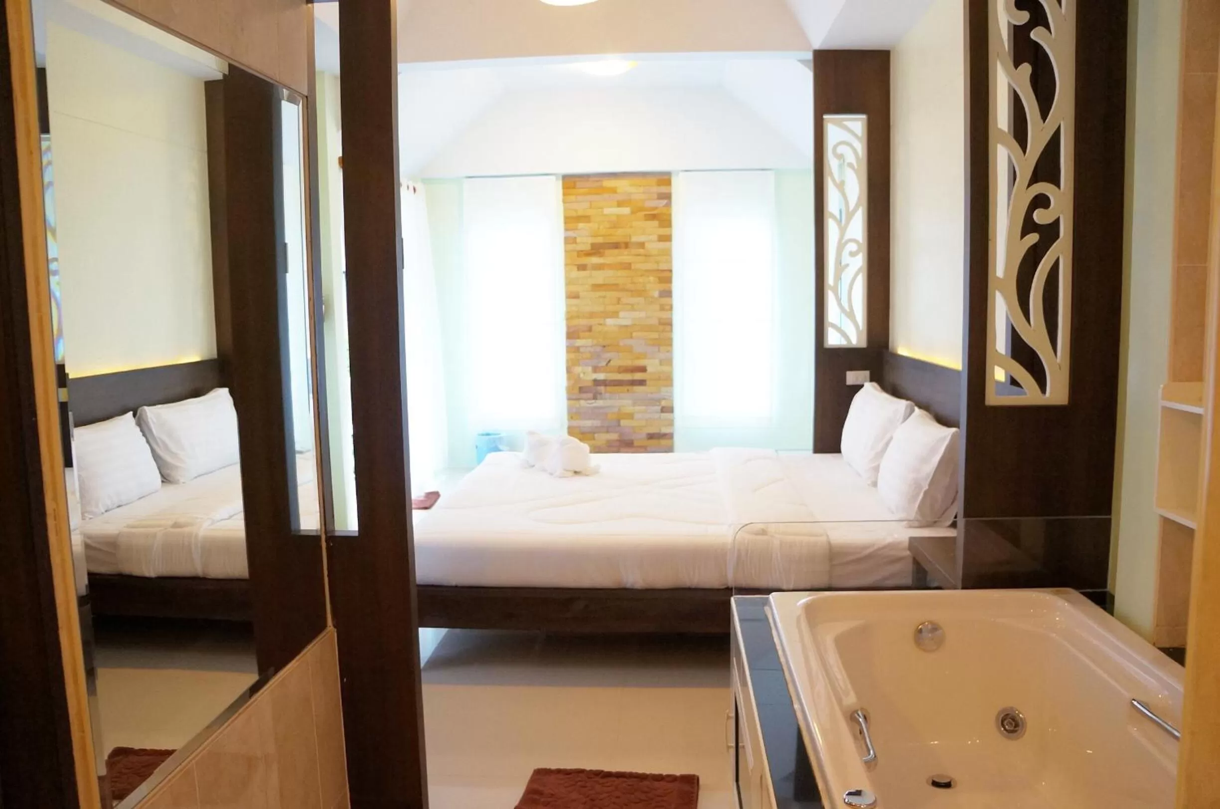 Suite with Spa Bath in Chanpraya Resort