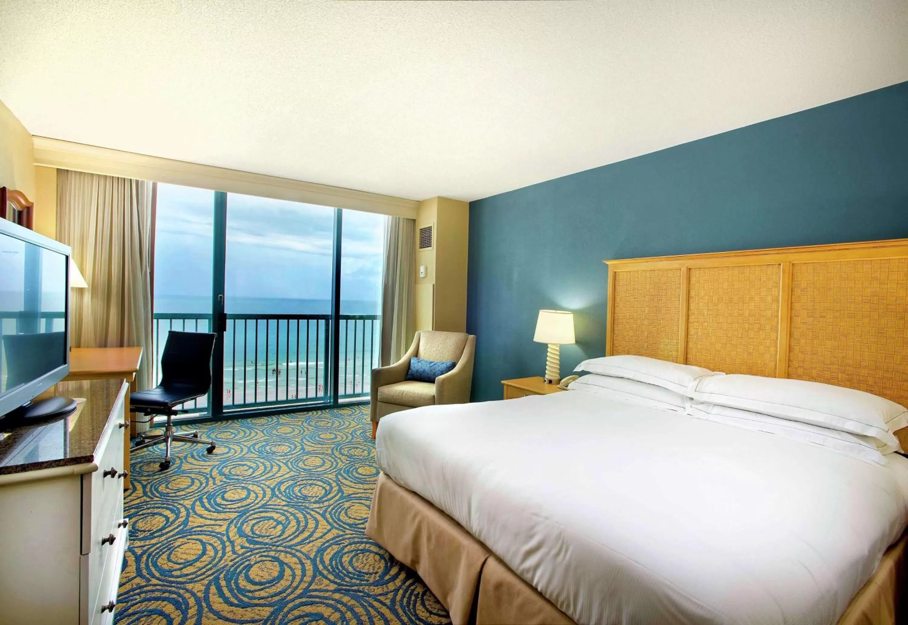 King Room with Ocean View - single occupancy - Disability Access in Hilton Daytona Beach Resort