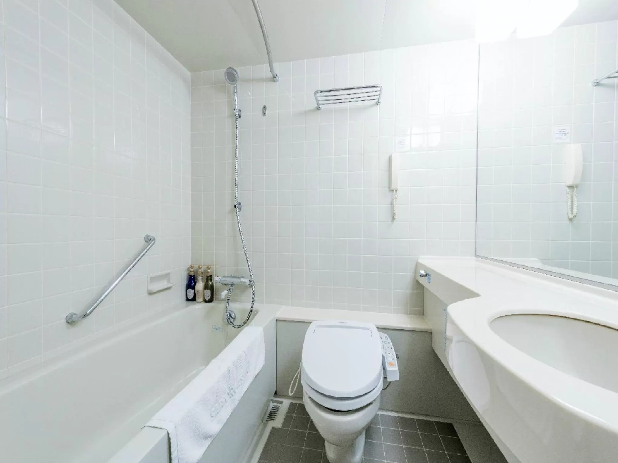 Standard Corner Triple Room - Non-Smoking in HOTEL MYSTAYS Sapporo Aspen