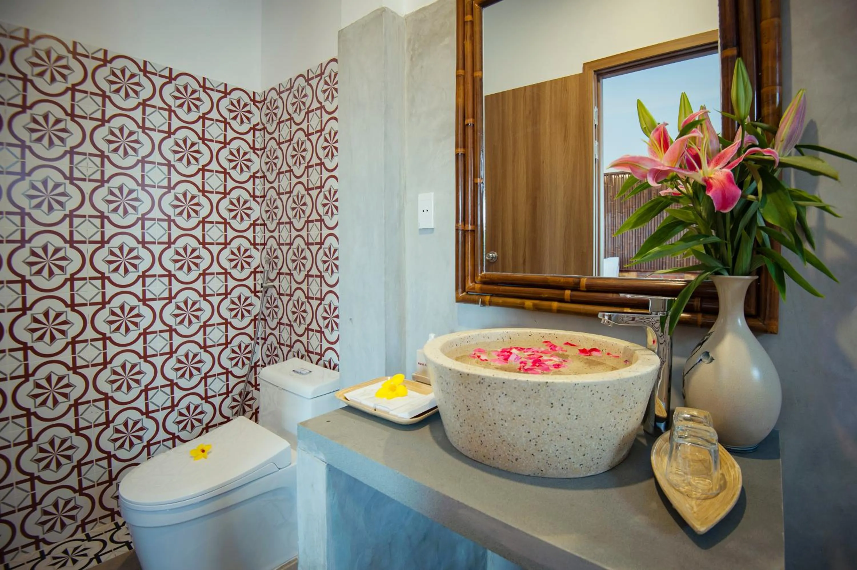 Deluxe Double Room with Balcony in Hoi An Rustic Villa