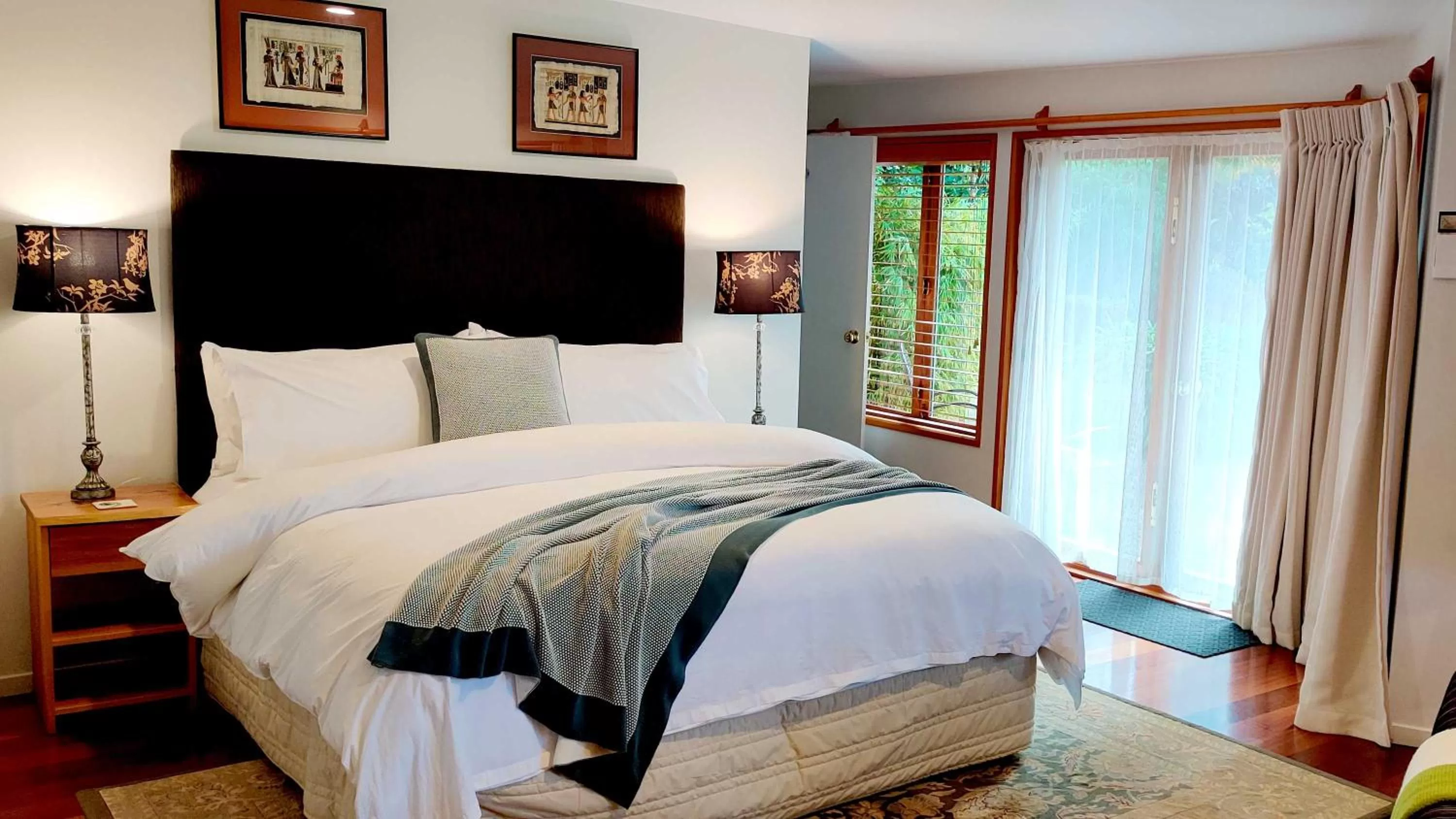 Premier Suite in Moon Gate Villa