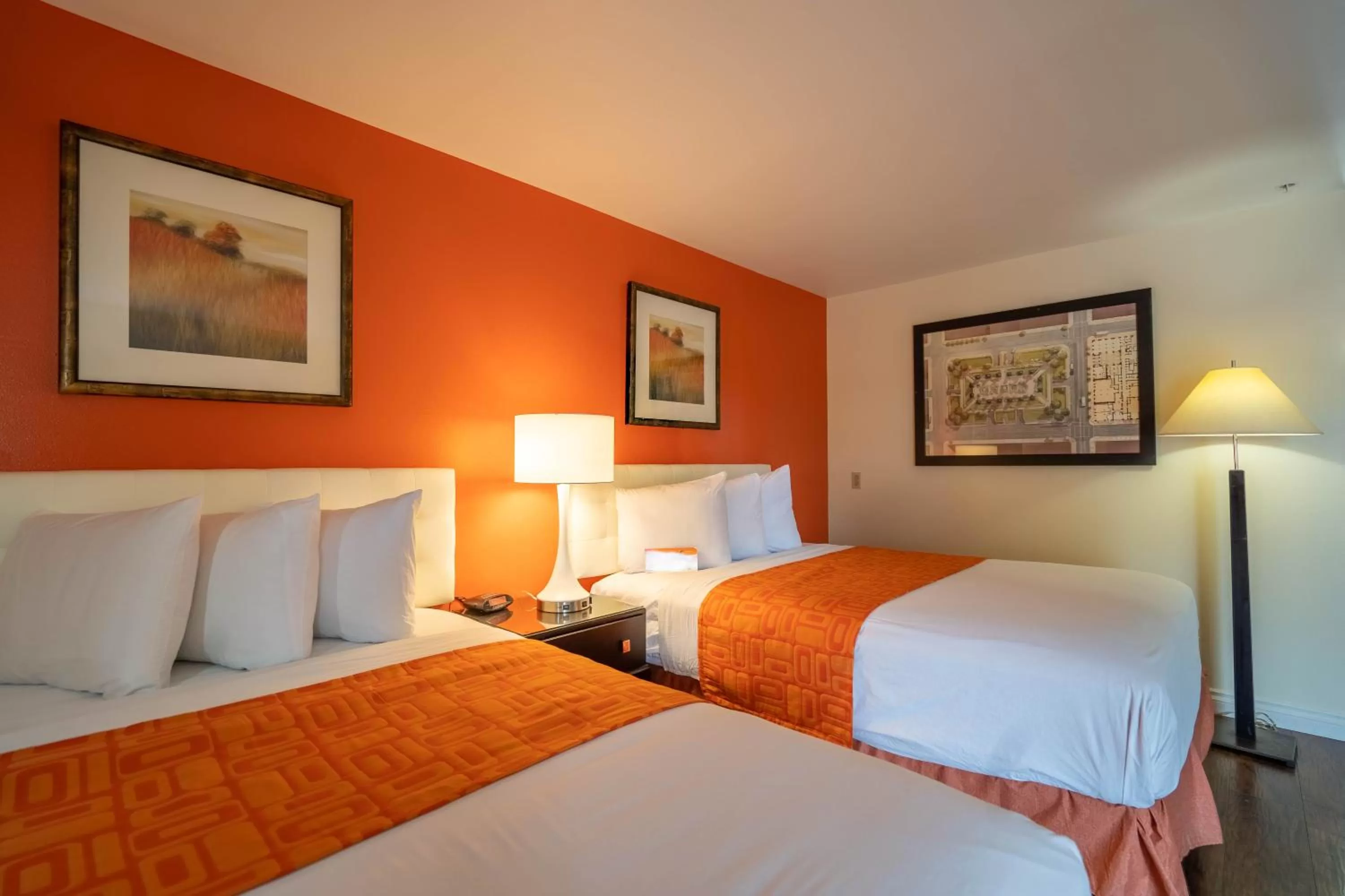 Queen Room with Two Queen Beds - Non-Smoking in Howard Johnson by Wyndham Buena Park