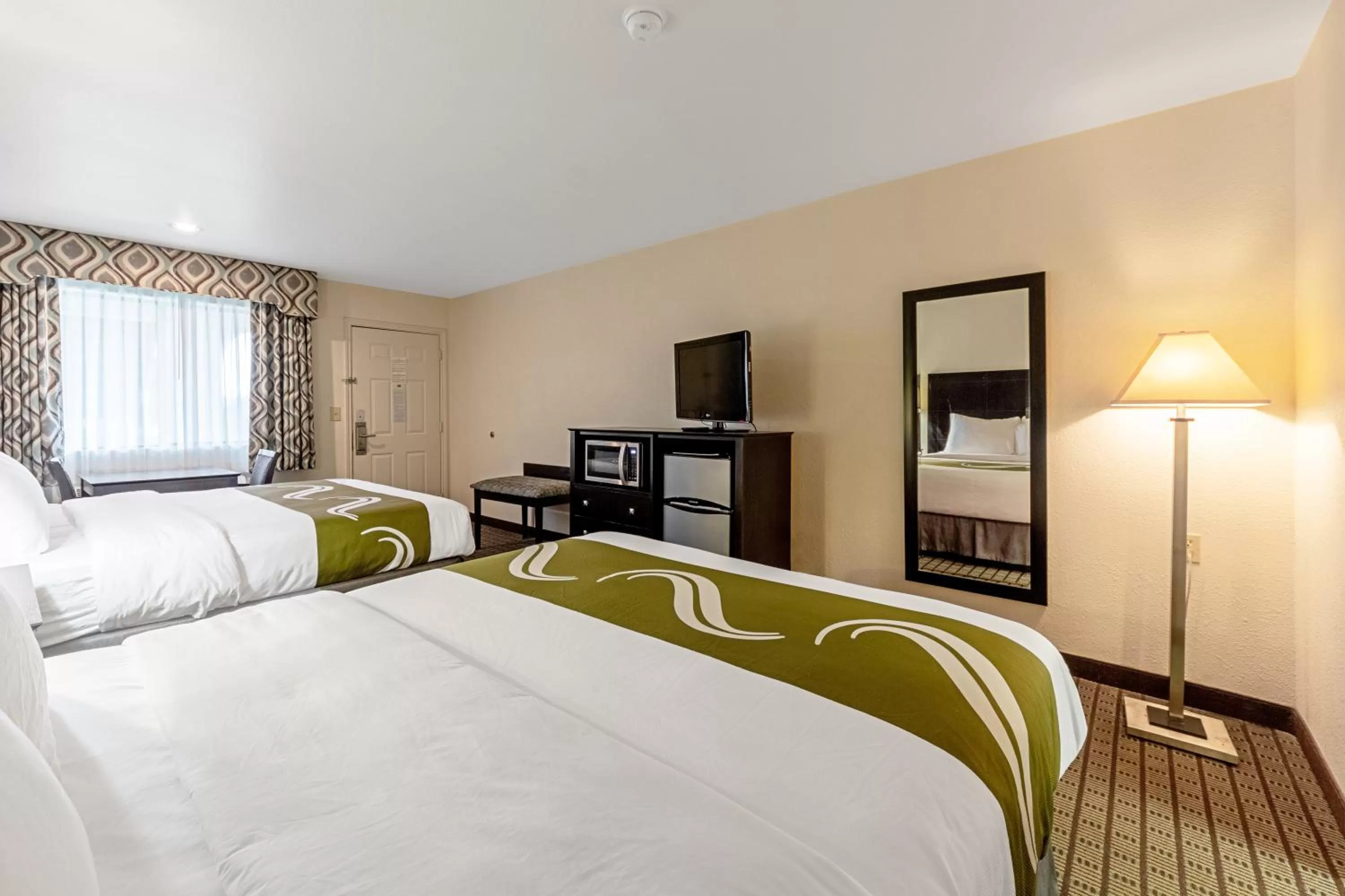 Queen Room with Two Queen Beds - Smoking in Quality Inn Three Rivers