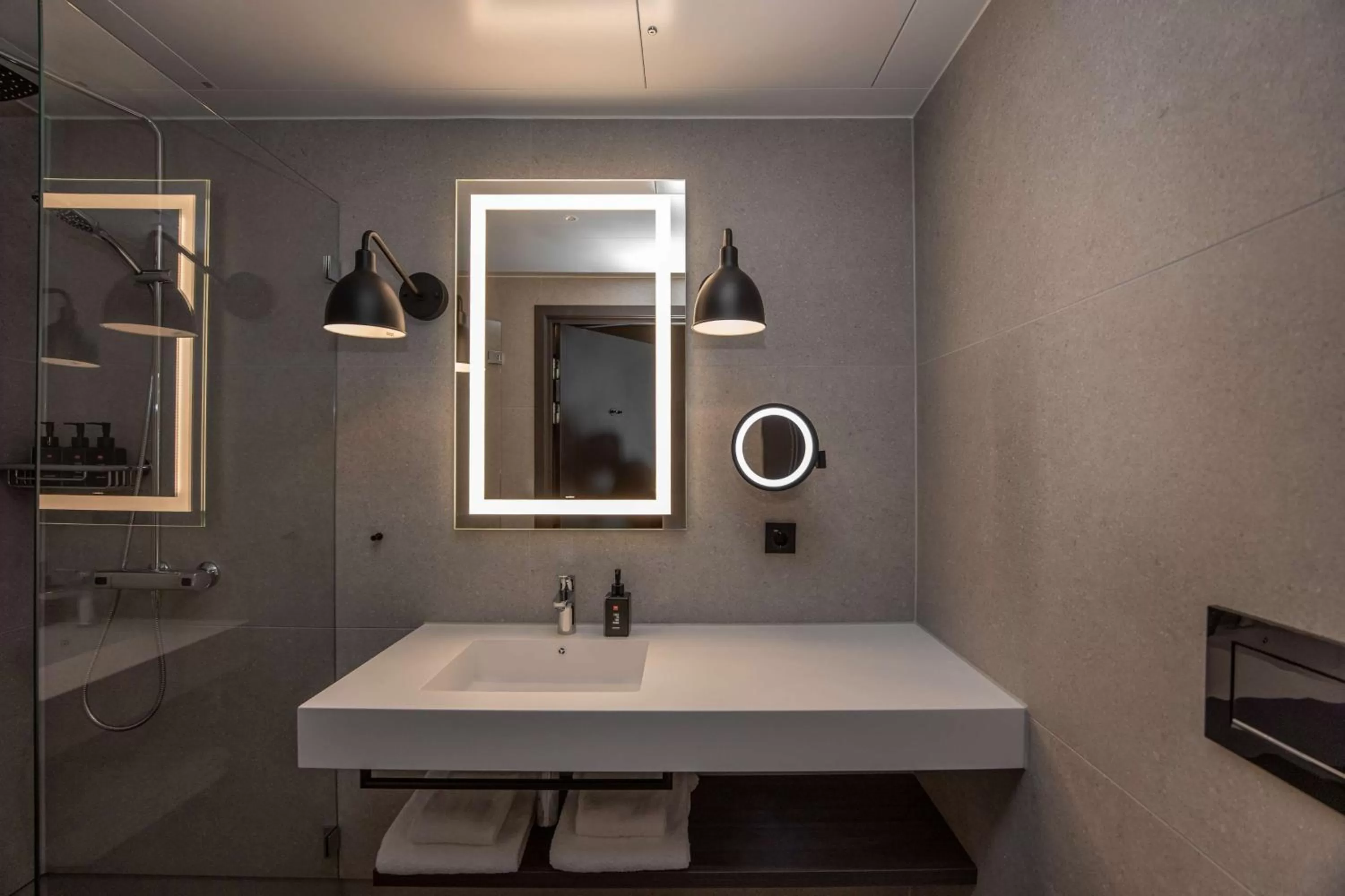 Standard Room - Panoramic View in Radisson RED Oslo Økern