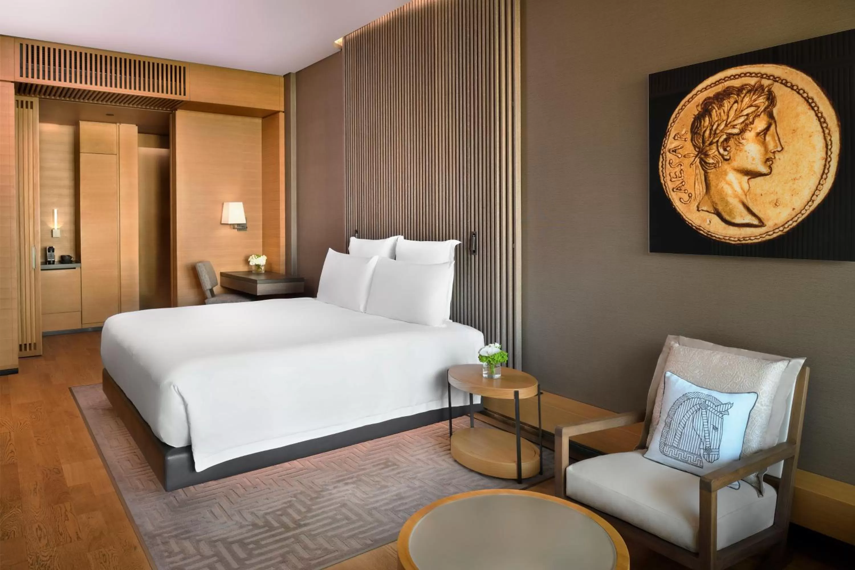 Premier Sea View King Room in Delano Dubai at Bluewaters