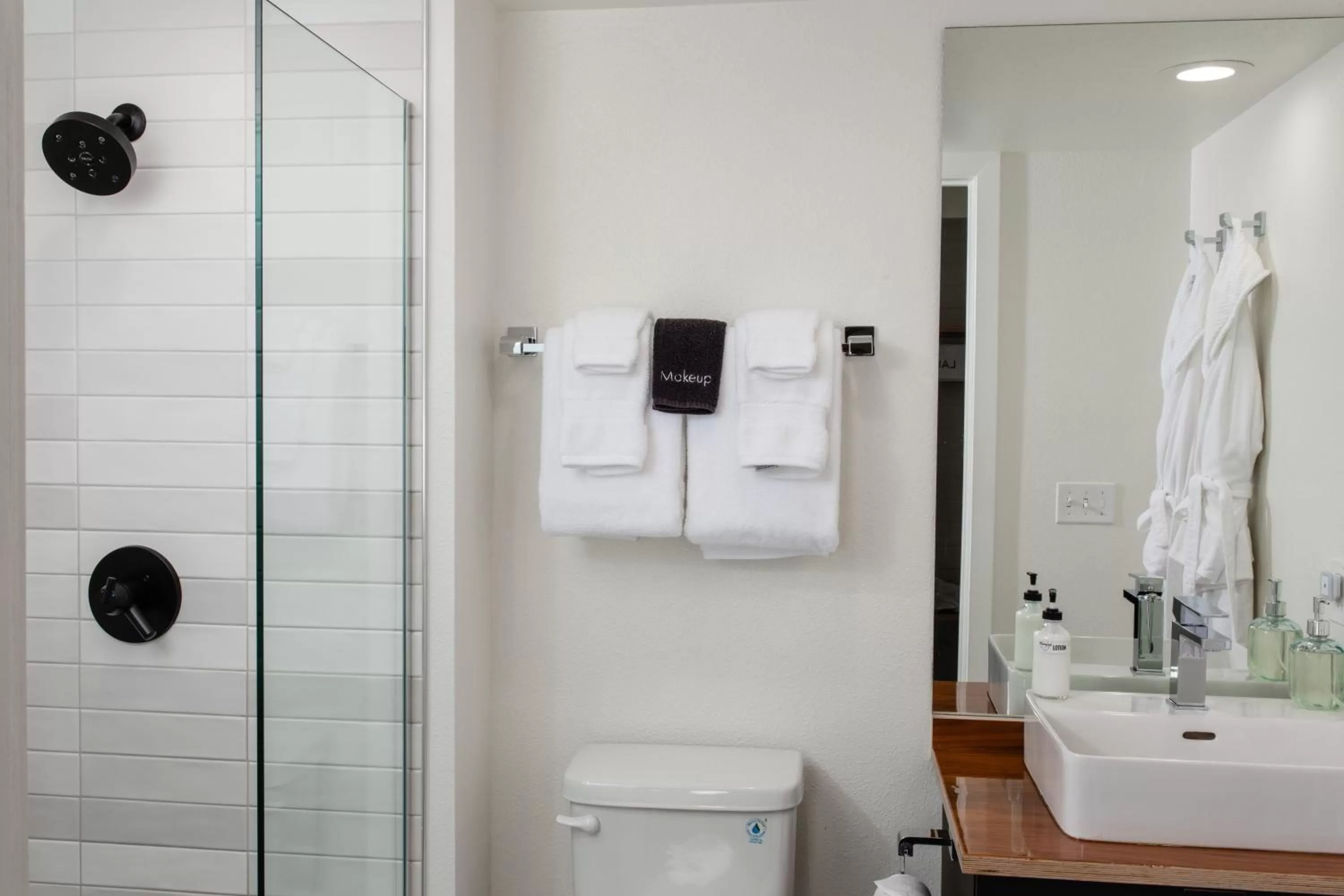 Studio with Partial Bay View in Hotel Leo