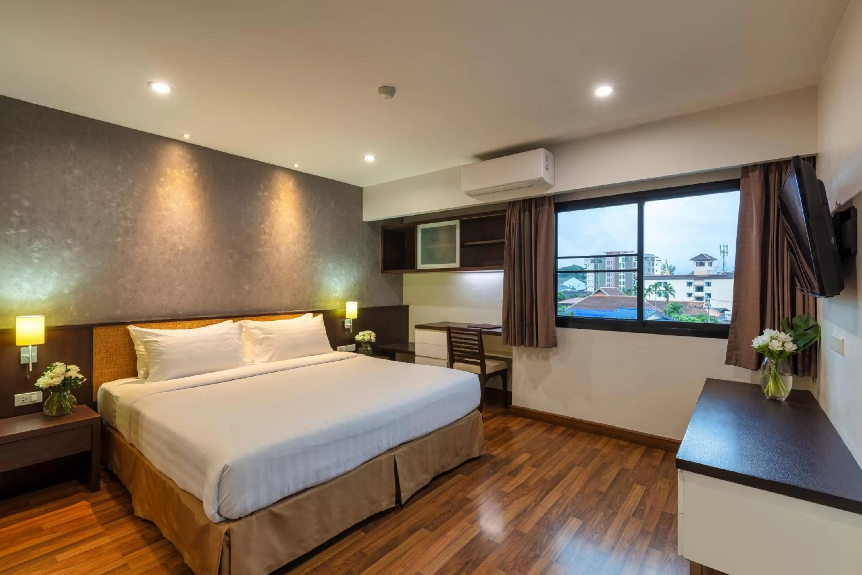 Superior One-Bedroom Apartment in The Grand Napat