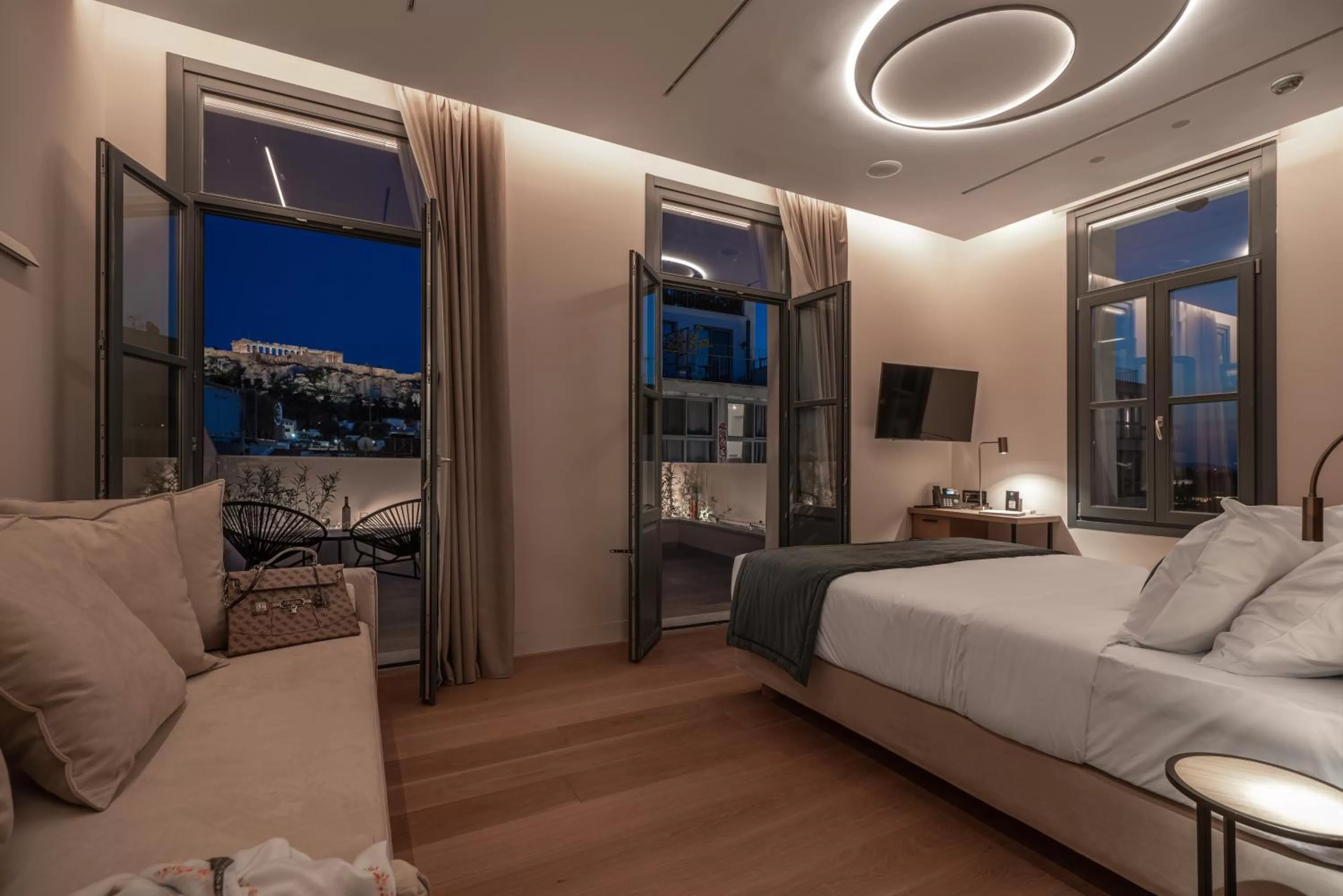 Acropolis View Suite in Hellenic Vibes Smart Hotel