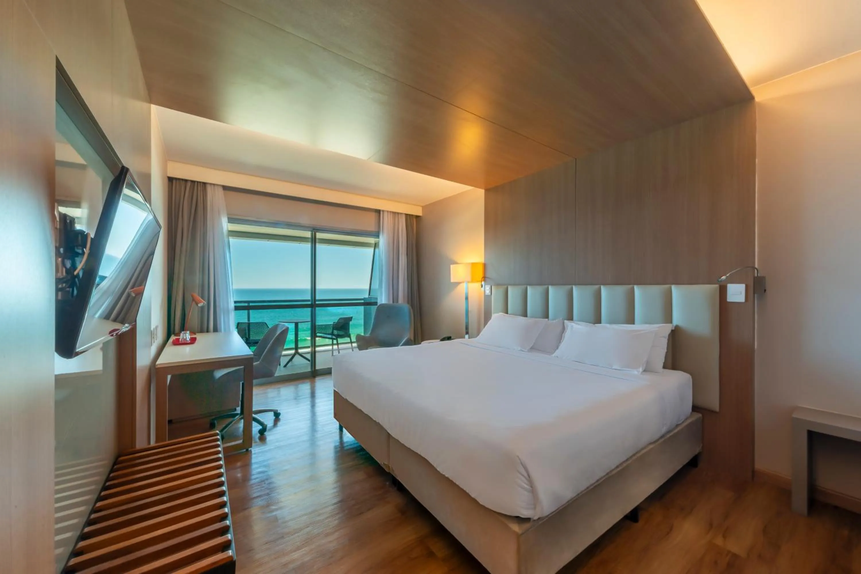 Luxury Double Room with Sea View - single occupancy in Laghetto Stilo Barra