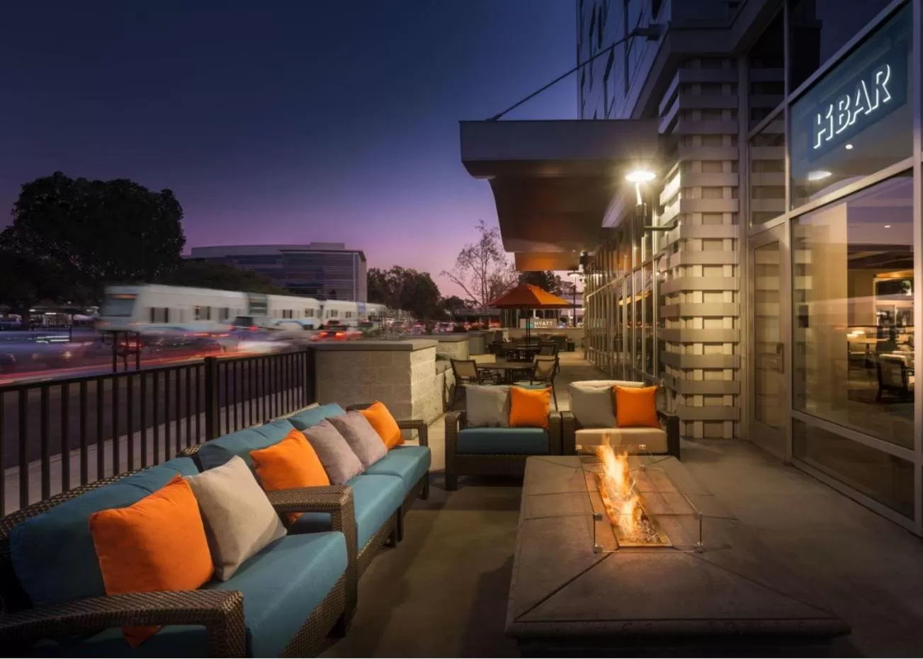 Den King Room with Tub - Disability Access in Hyatt House San Jose Airport