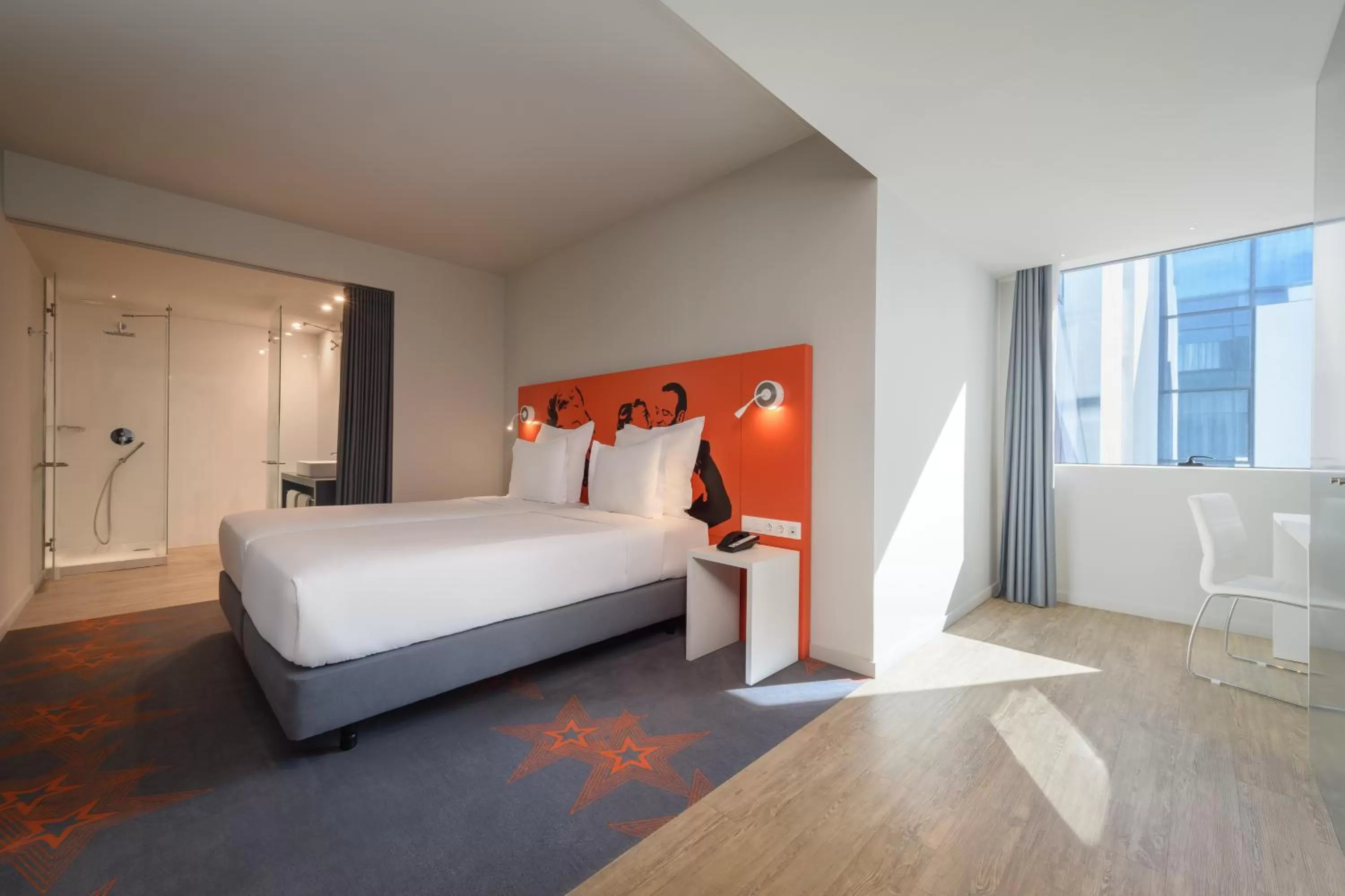 Twin Room with Airport View in Star inn Lisbon Airport