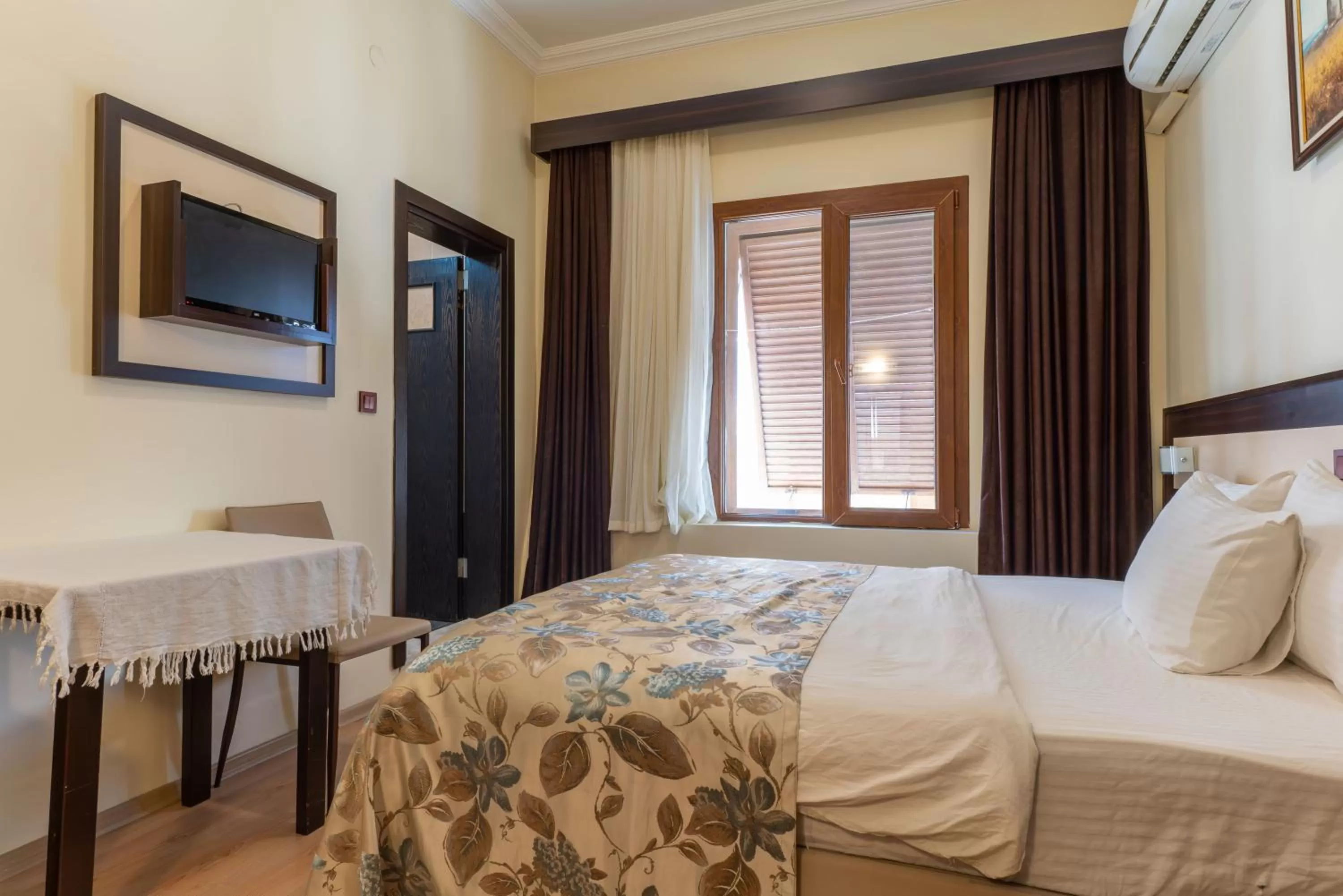 Economy Double Room in Hotel Karacam
