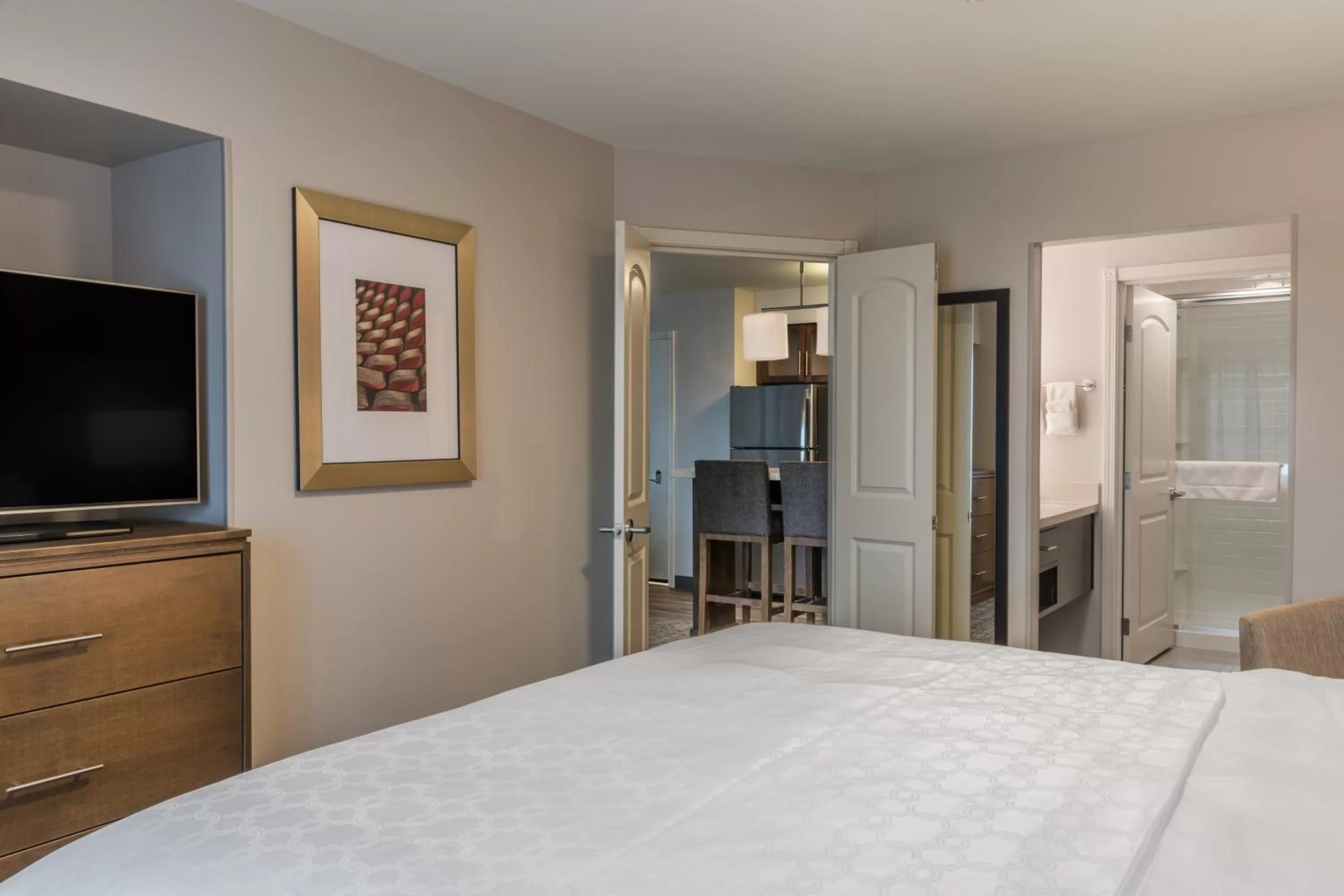 Deluxe Suite - Mobility Accessible - Non-Smoking in Staybridge Suites Anchorage by IHG