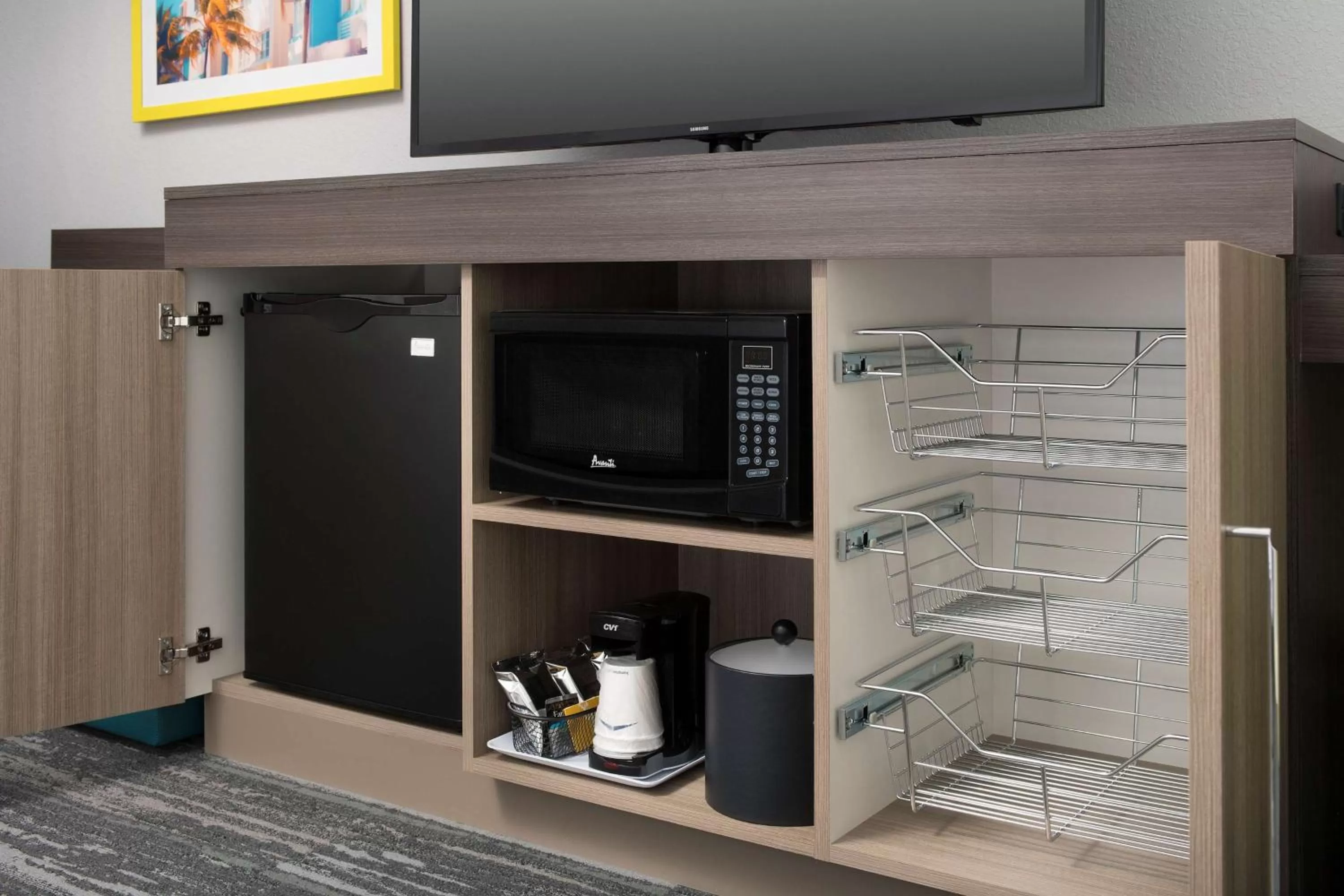 Queen Room with Two Queen Beds - Mobility Access/Non-Smoking in Hampton Inn Miami Airport East