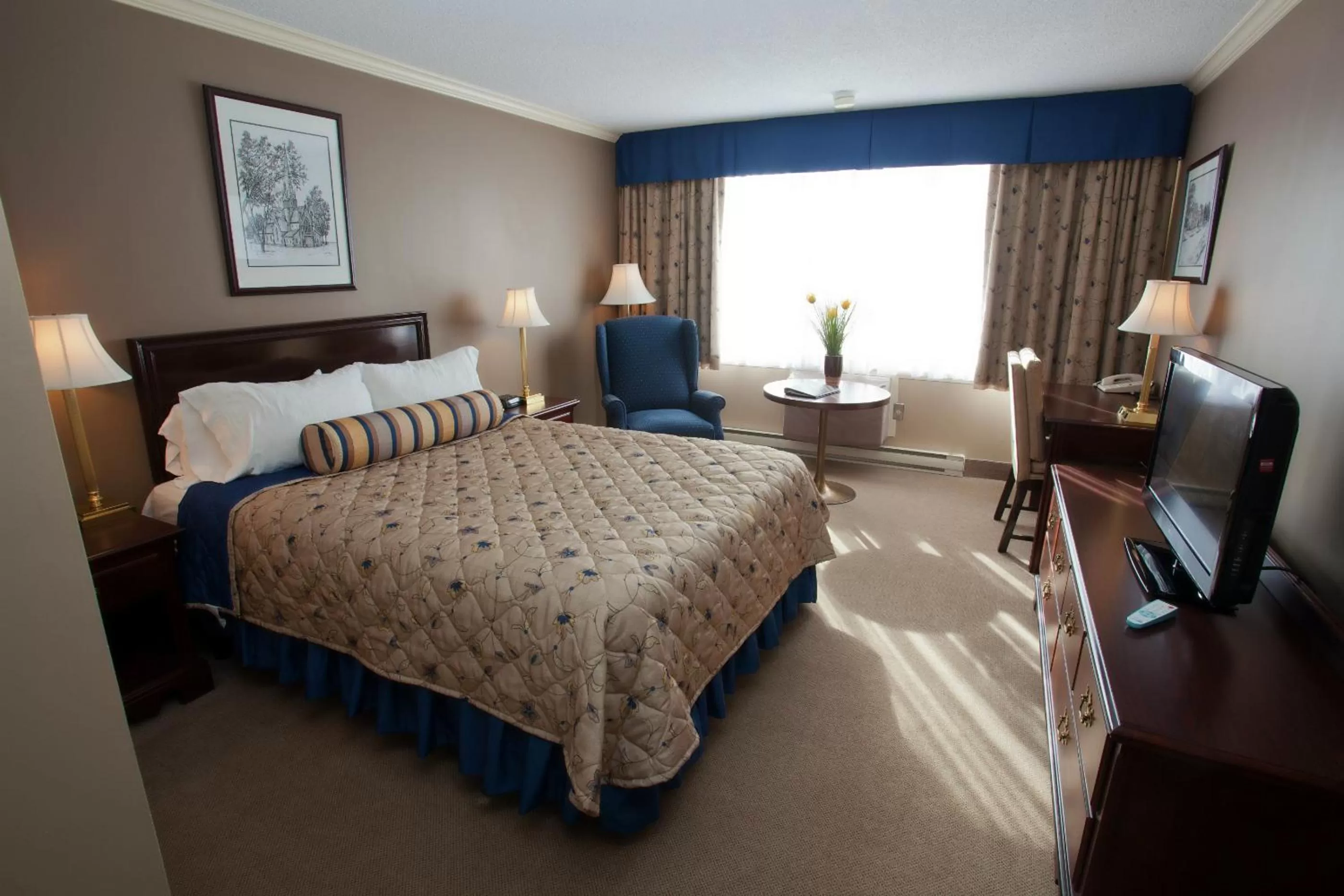 Standard Queen Room in The Fredericton Inn