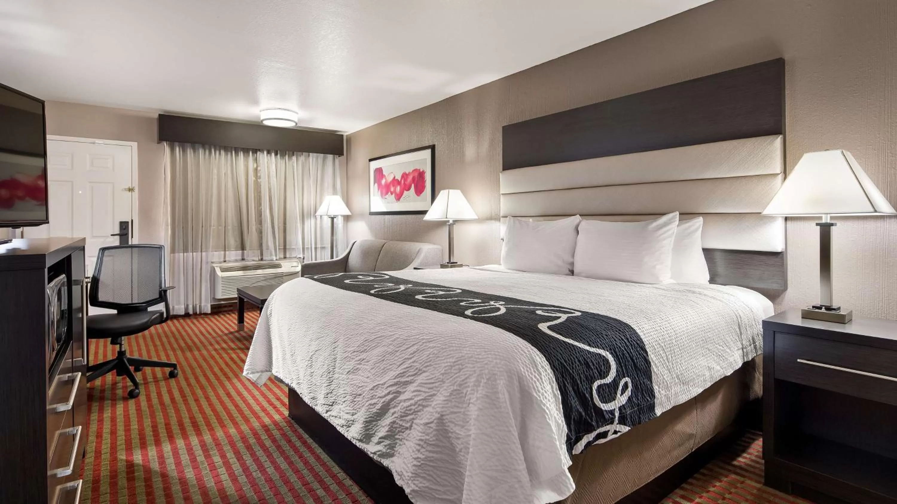 King Room with Bath Tub - Disability Access Room/Non-Smoking in Best Western Deming Southwest Inn