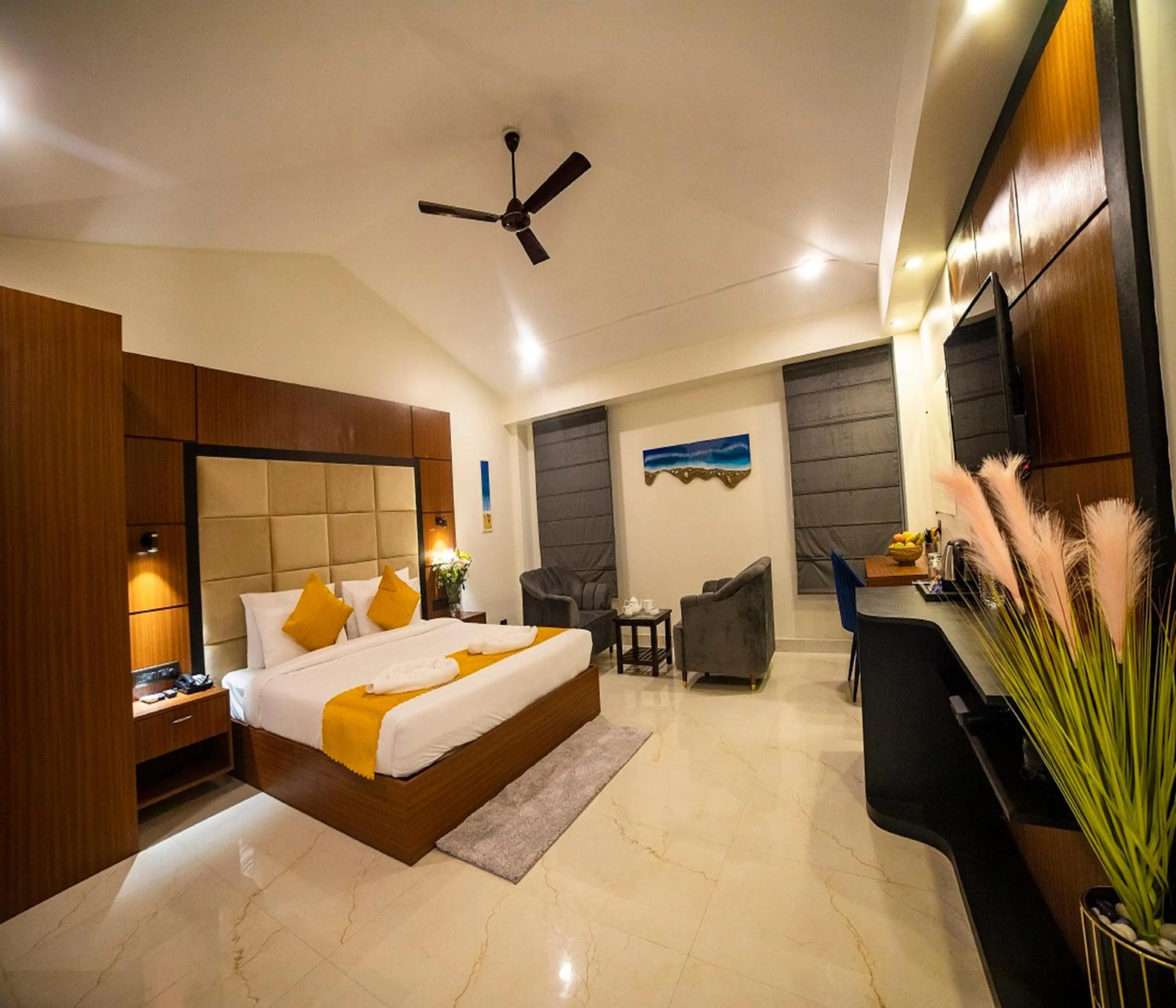 Superior King Room in HUE GUH The Porto Candolim