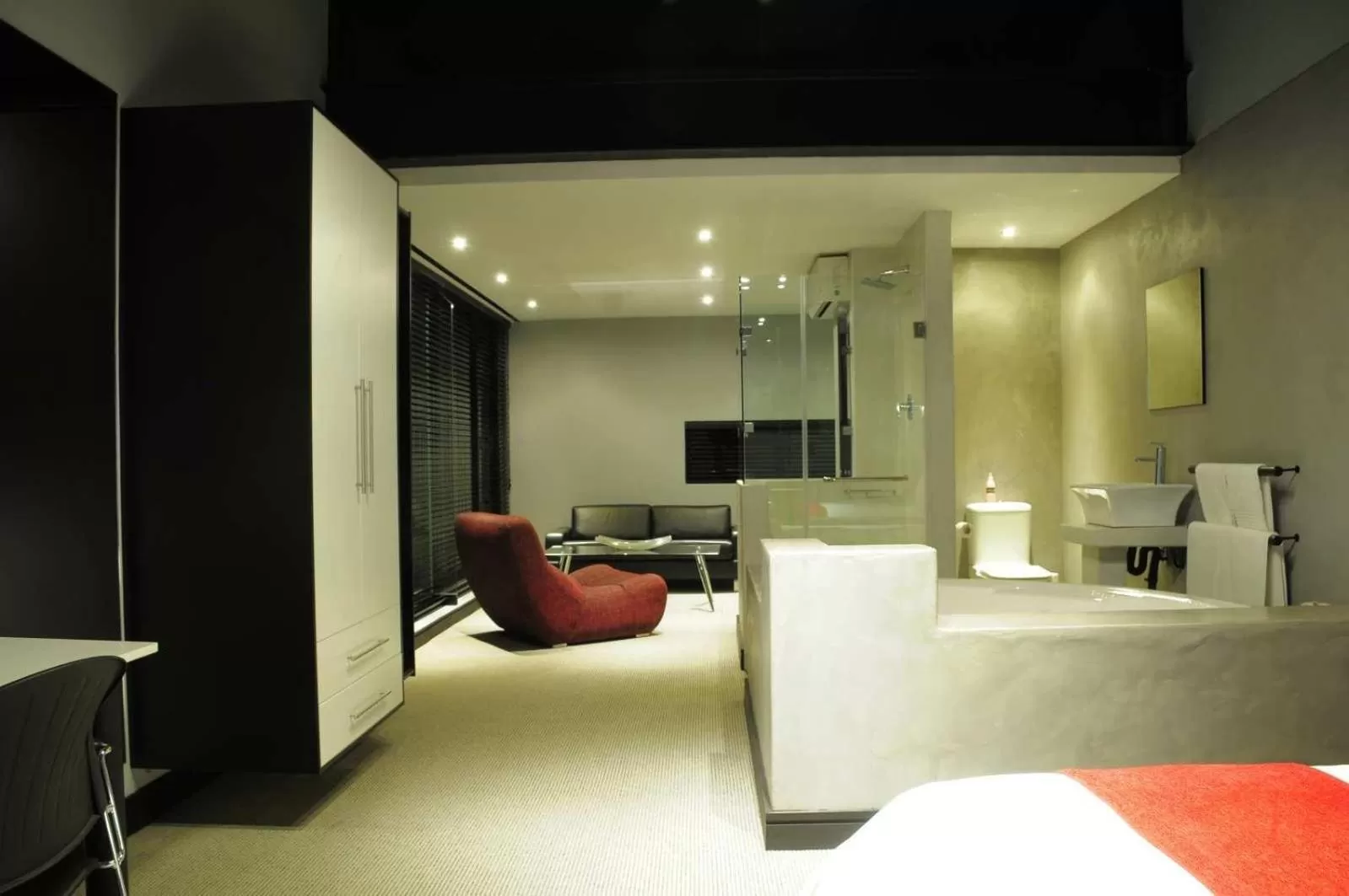 Executive Suite in City Living Boutique Hotel