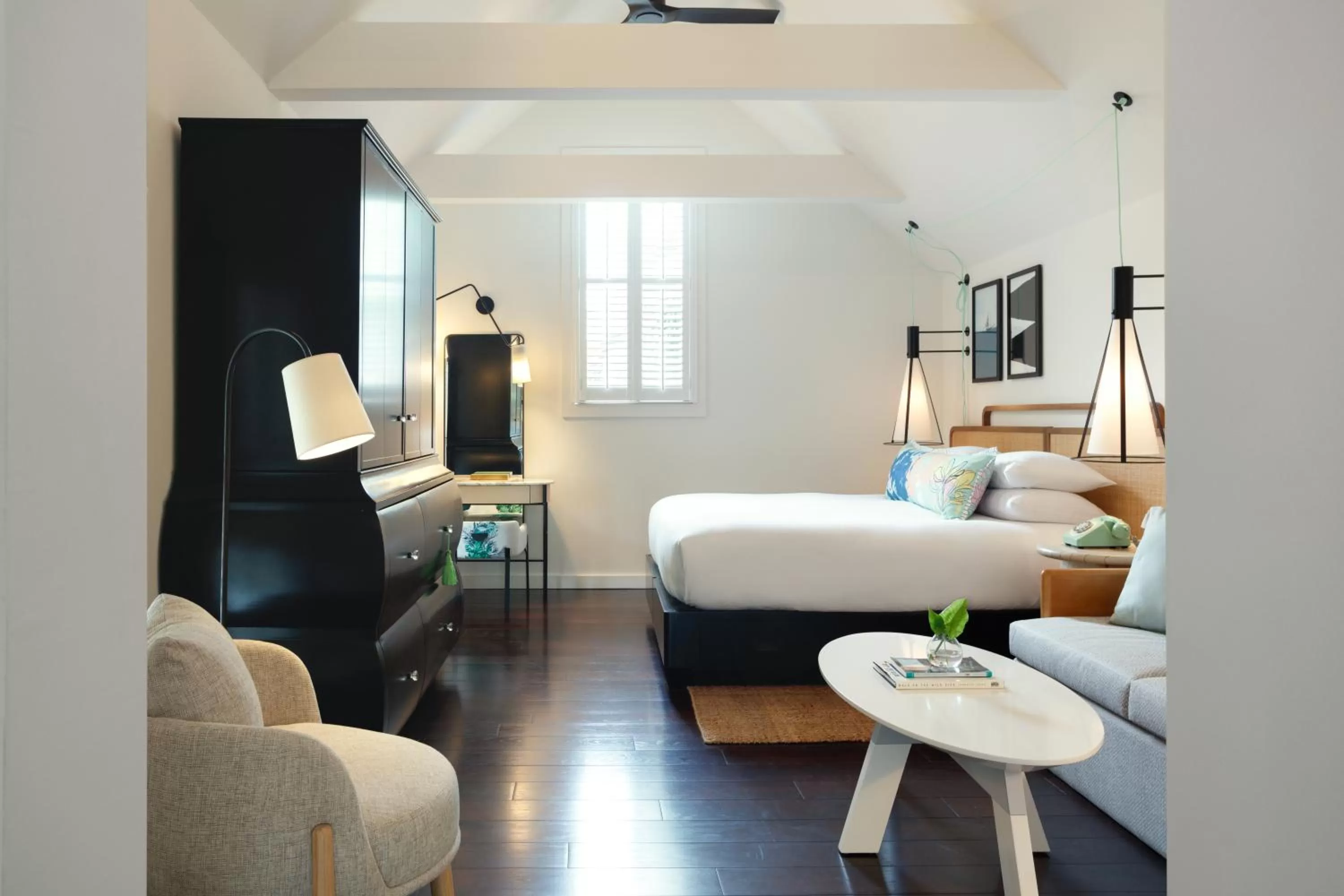 Premium King Room with Patio in Winslow's Bungalows - Key West Historic Inns