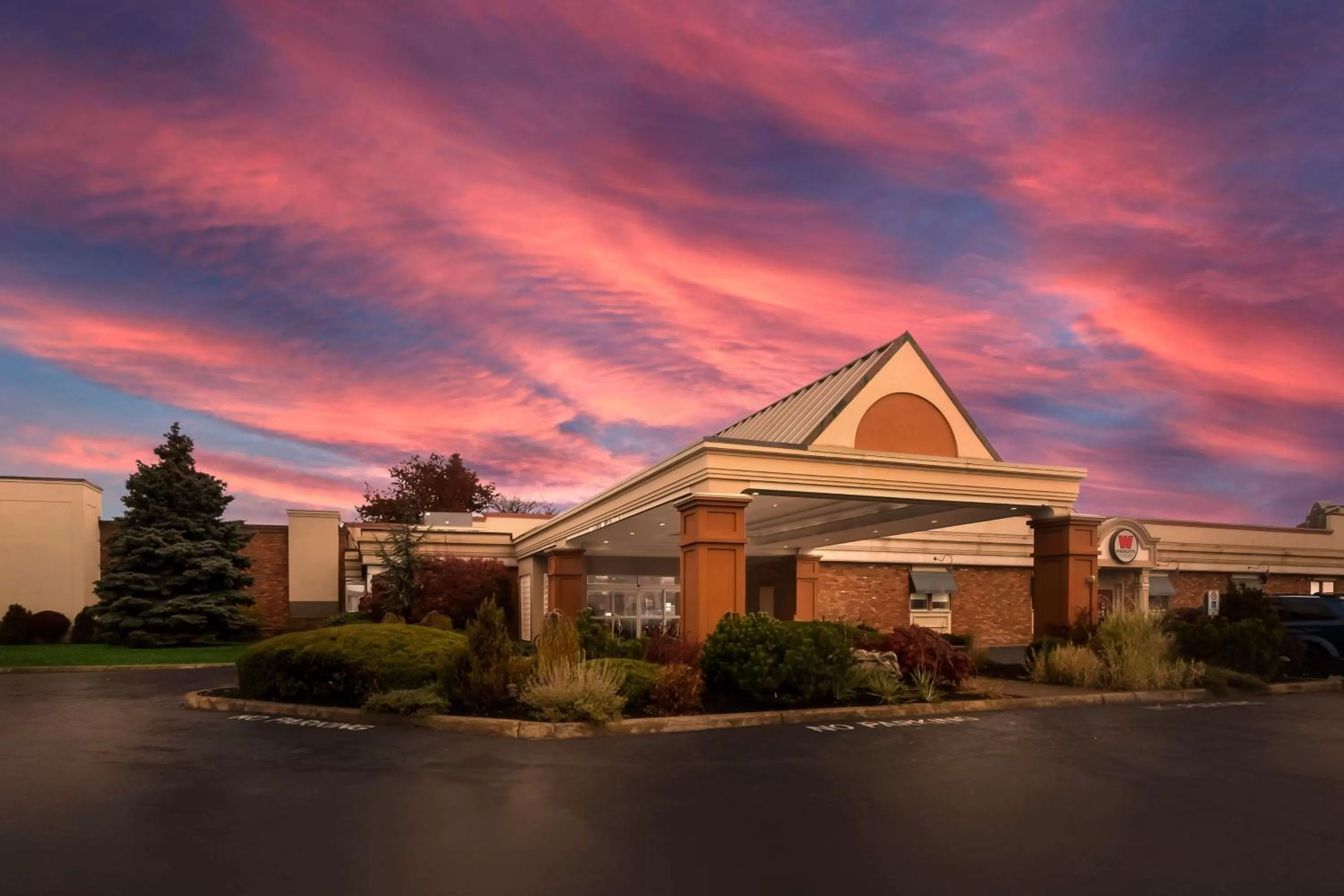 Best Western St Catharines Hotel & Conference Centre