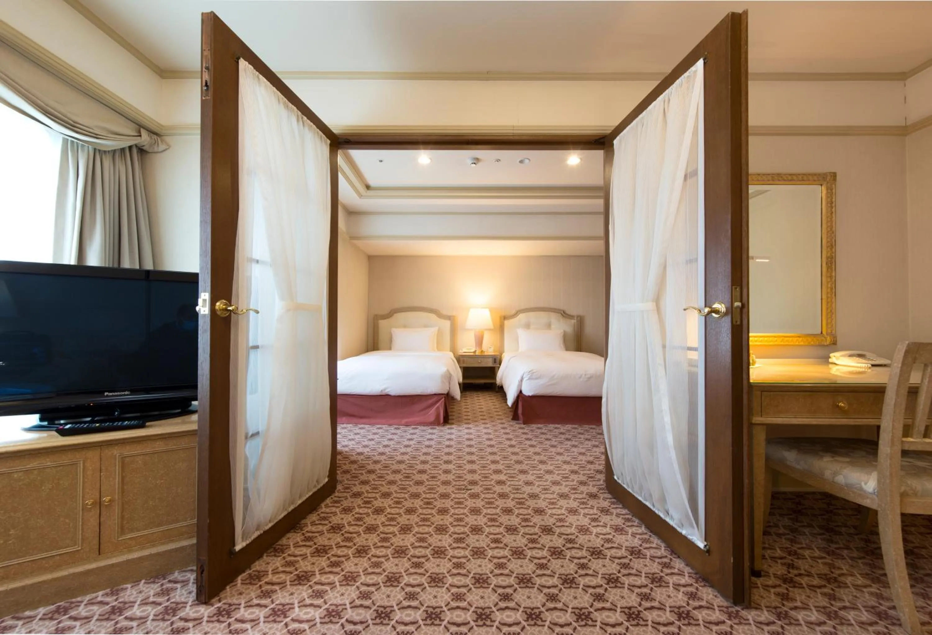 Suite Twin Room - Smoking in Hotel Nikko Princess Kyoto