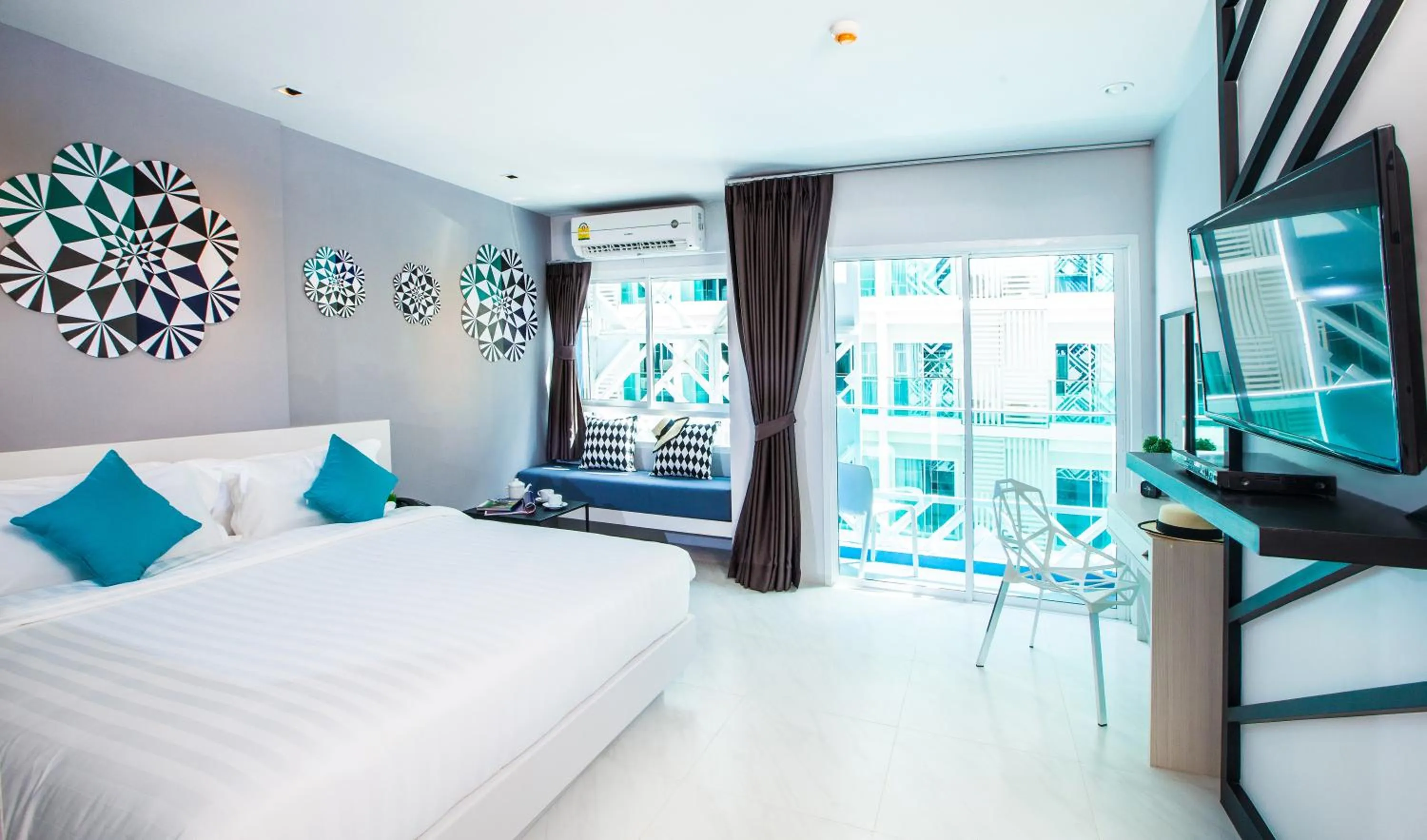 Deluxe Double Room in The Crib Patong - SHA Certified