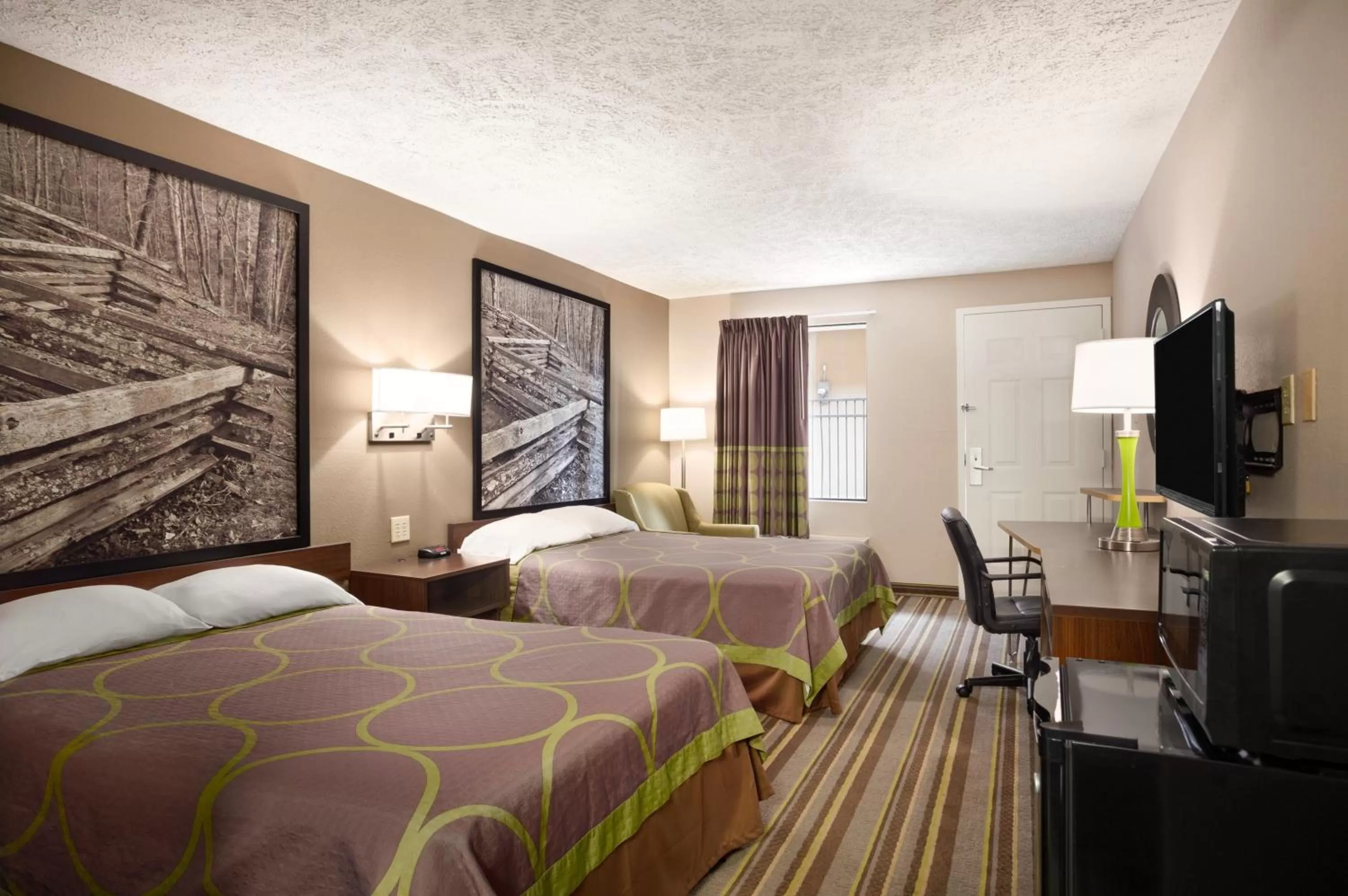 Double Room with Two Double Beds - Non-Smoking in Super 8 by Wyndham Jackson