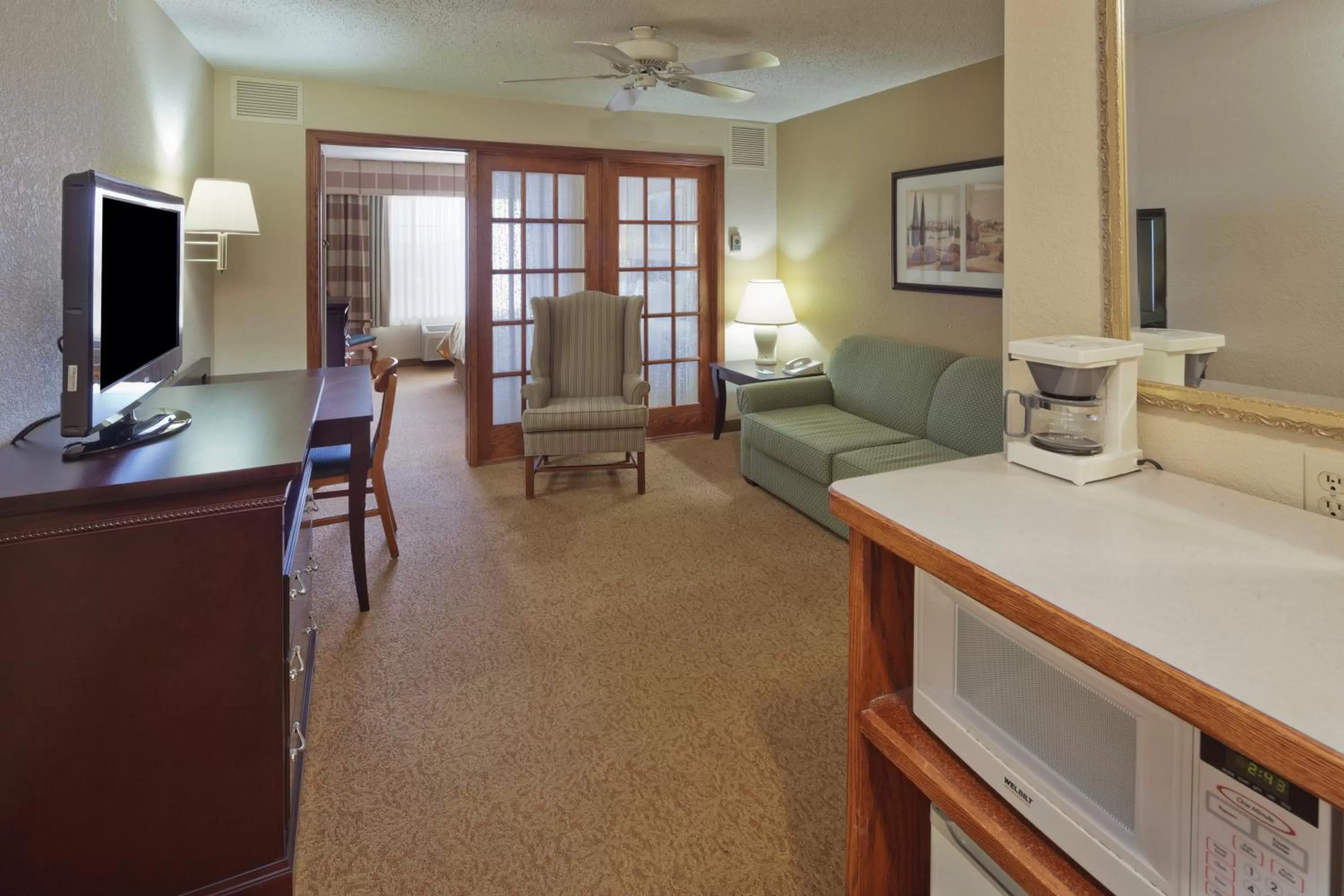 One-Bedroom King Suite with Sofa Bed - Non-Smoking in Country Inn & Suites by Radisson, West Bend, WI