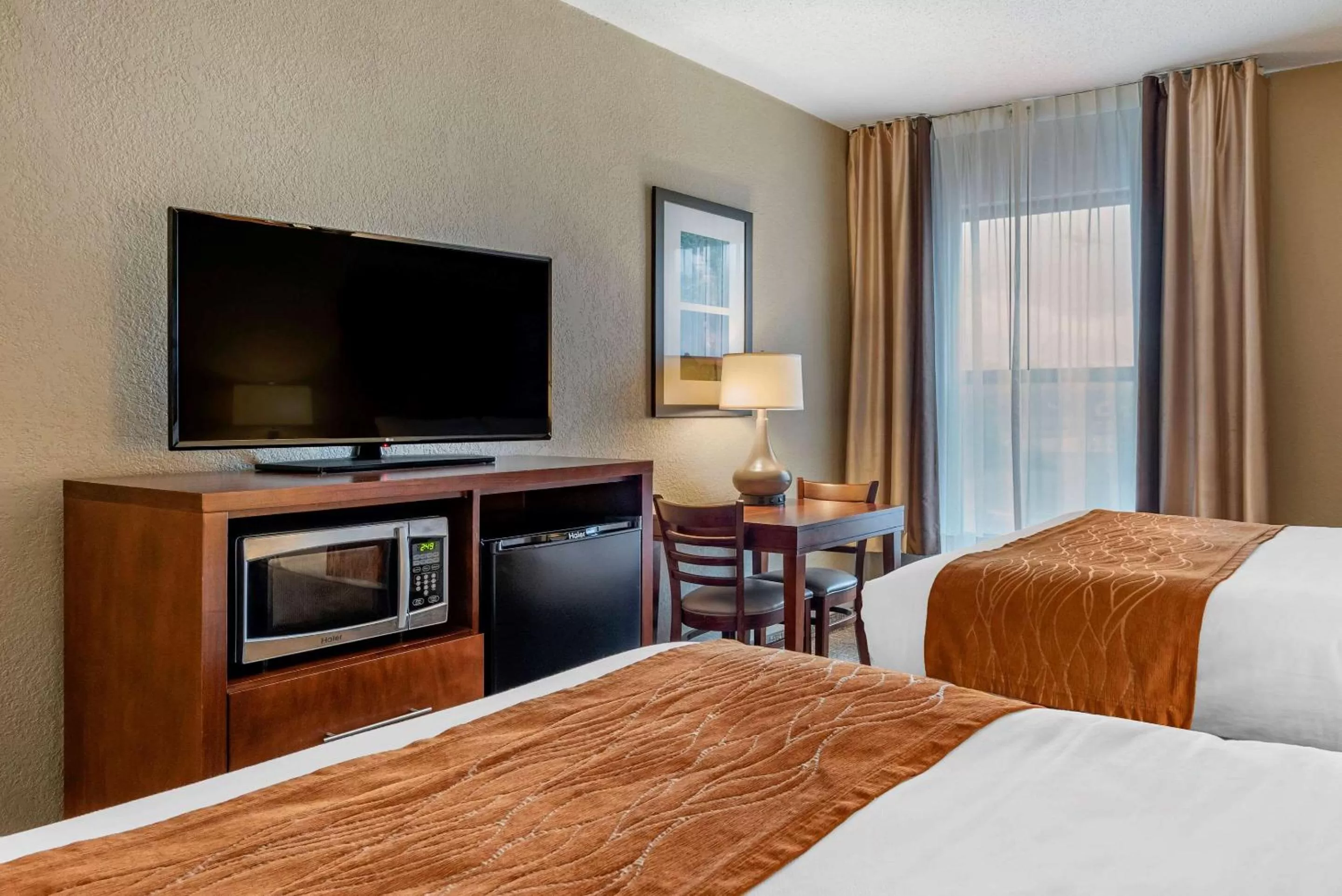 Queen Room with Two Queen Beds - Non-Smoking in Comfort Inn Madison near Clifty Falls