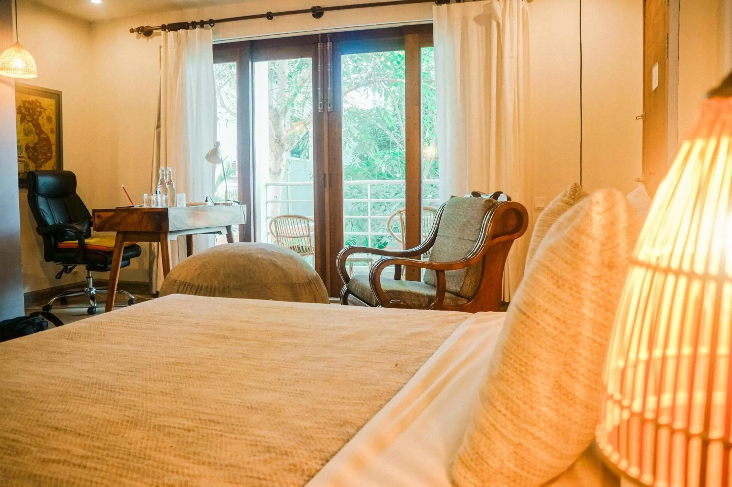 Comfort Balcony Patio View in iRoHa Garden Hotel & Resort