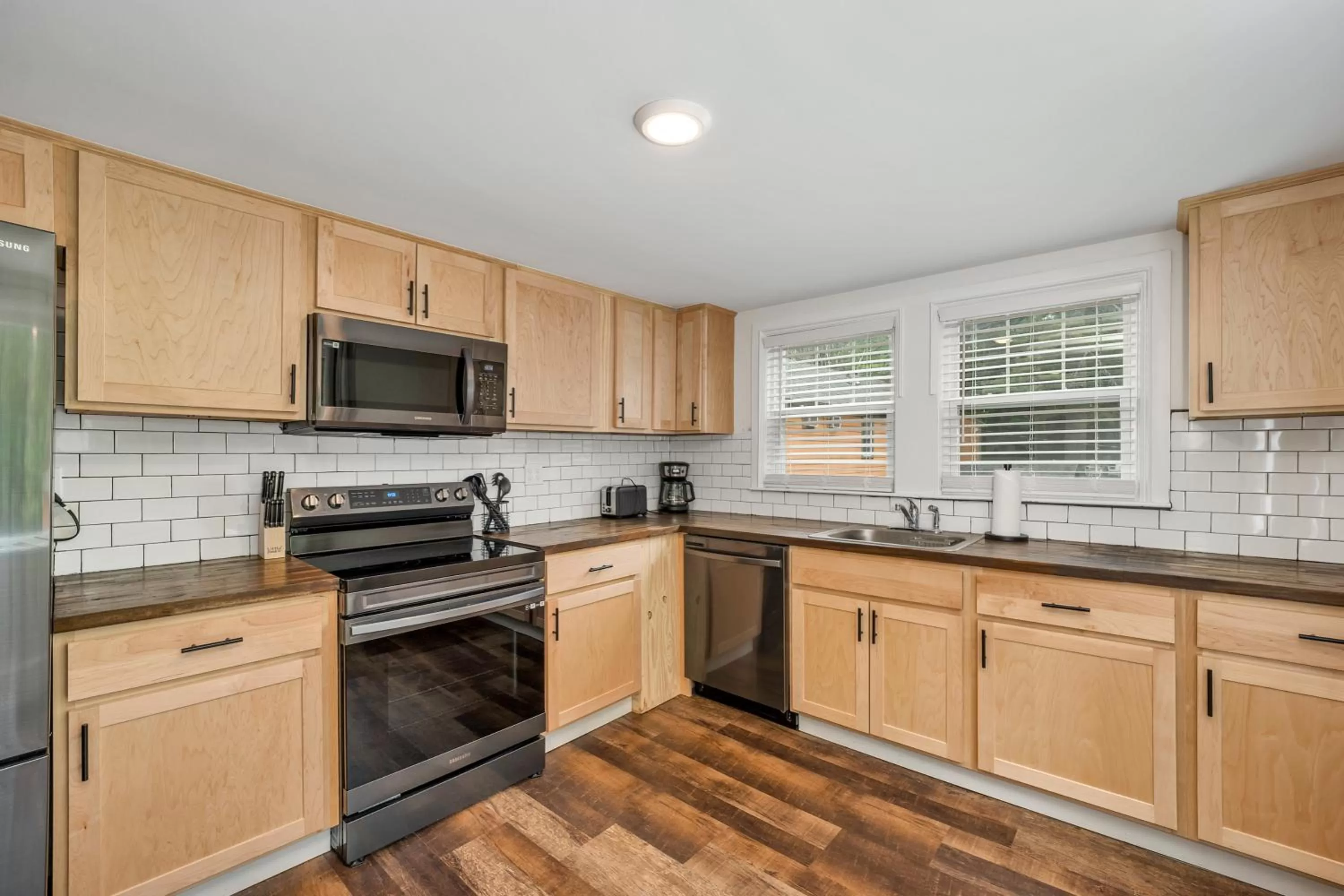 Studio with Pool View in The Inn & More