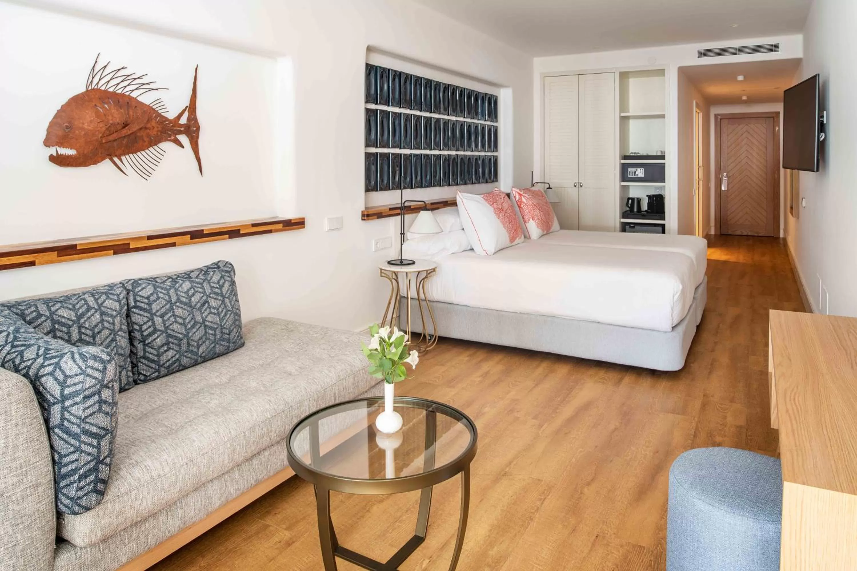 Adapted Junior Suite  in Hotel Fariones