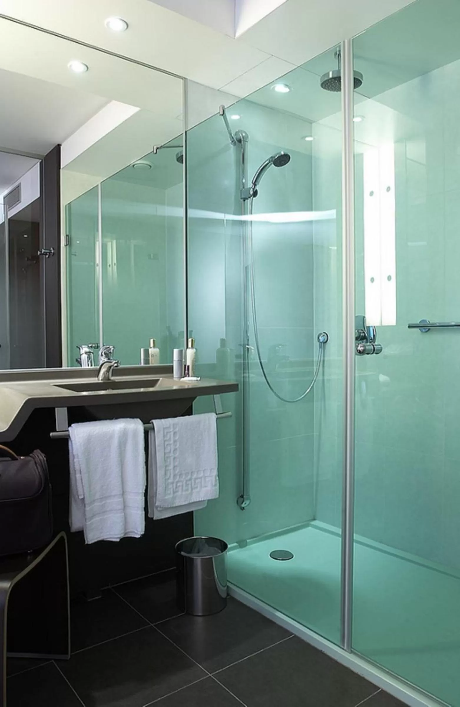 Double Room in Hôtel Oceania Nantes Aéroport