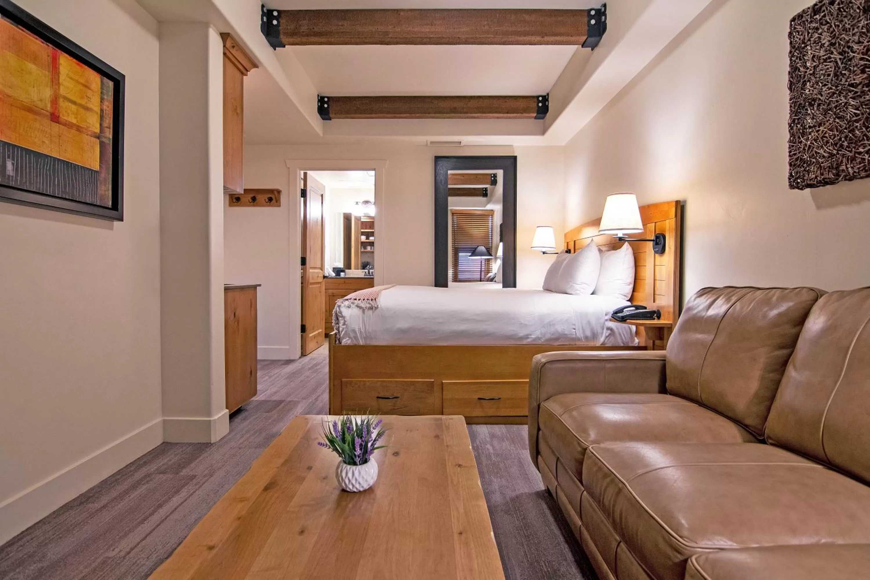 Standard Queen Room in Newpark Resort