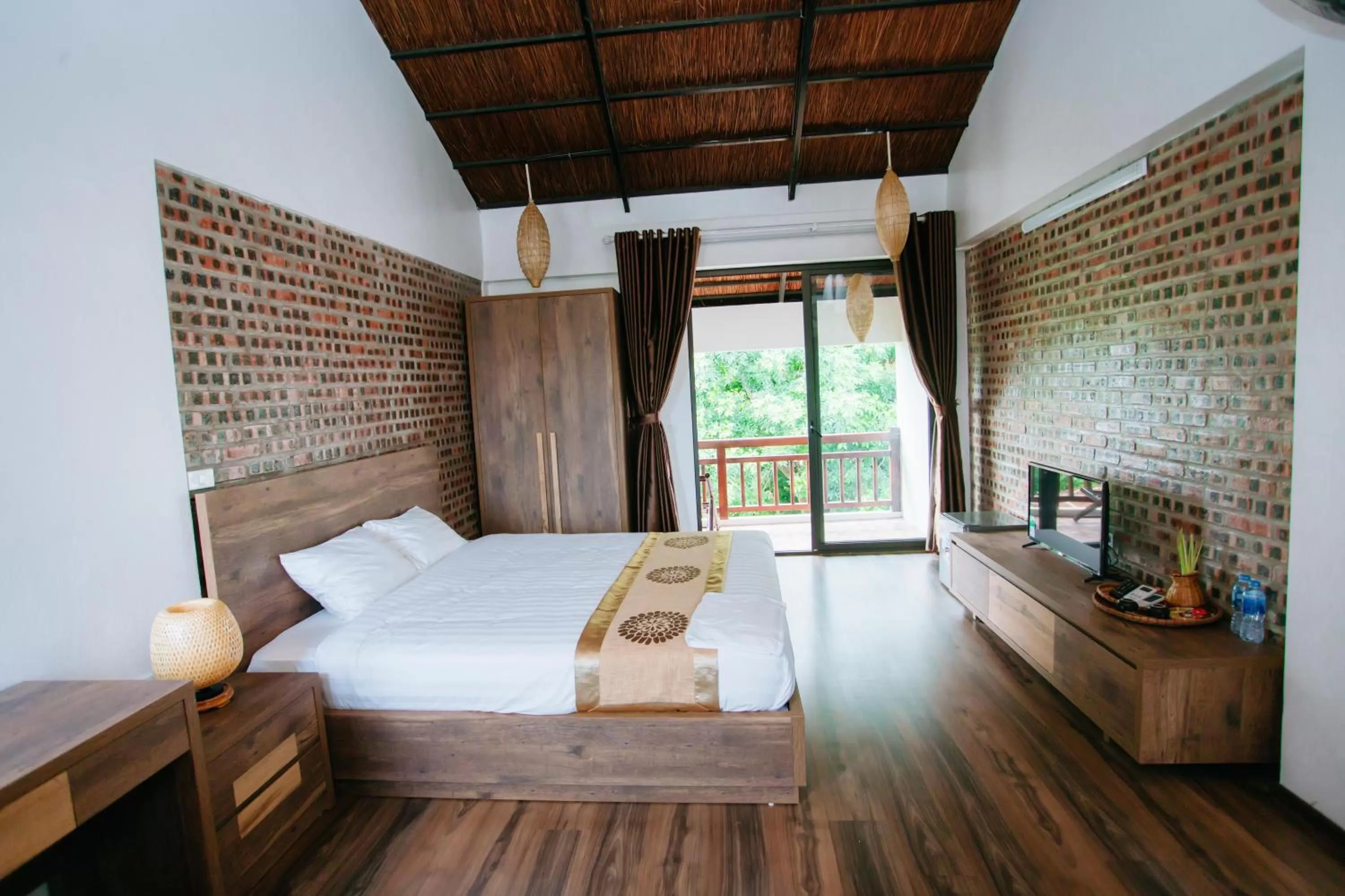 Deluxe Double Room with Balcony in Nan House - Tam Coc