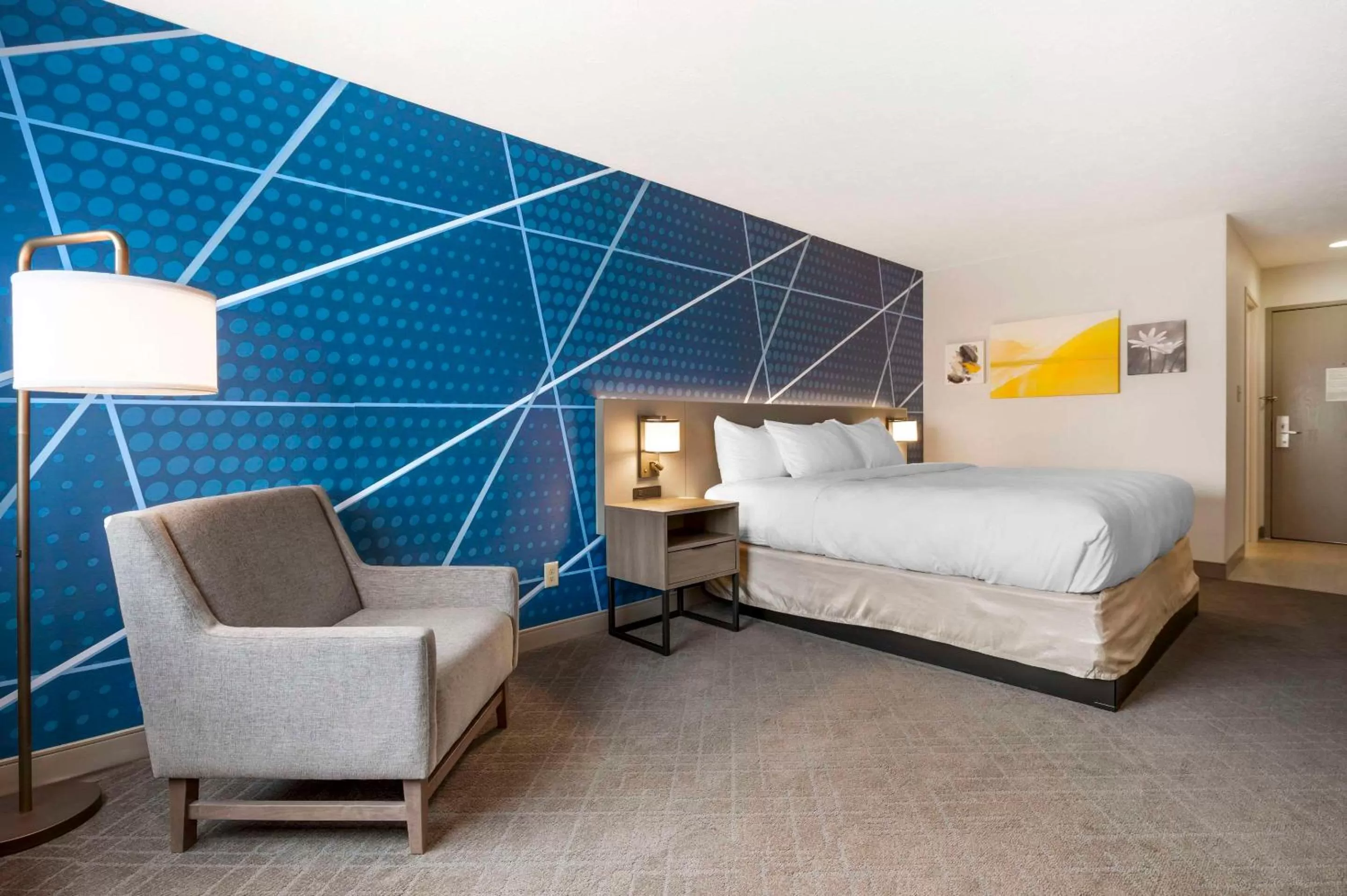 King Room - Non-Smoking in Comfort Inn Edinburgh - Columbus