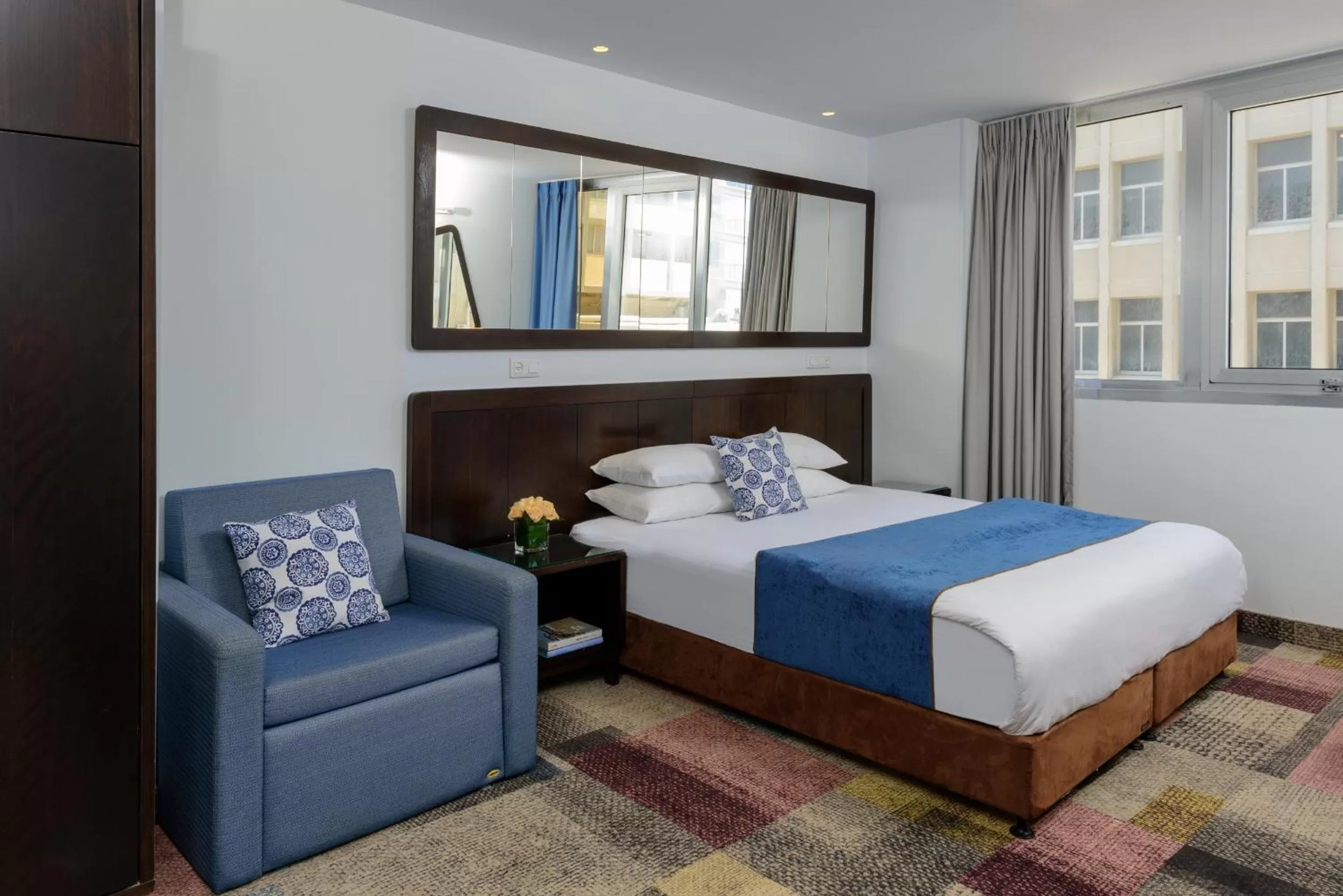 Standard Triple Room in Embassy Hotel Tel Aviv