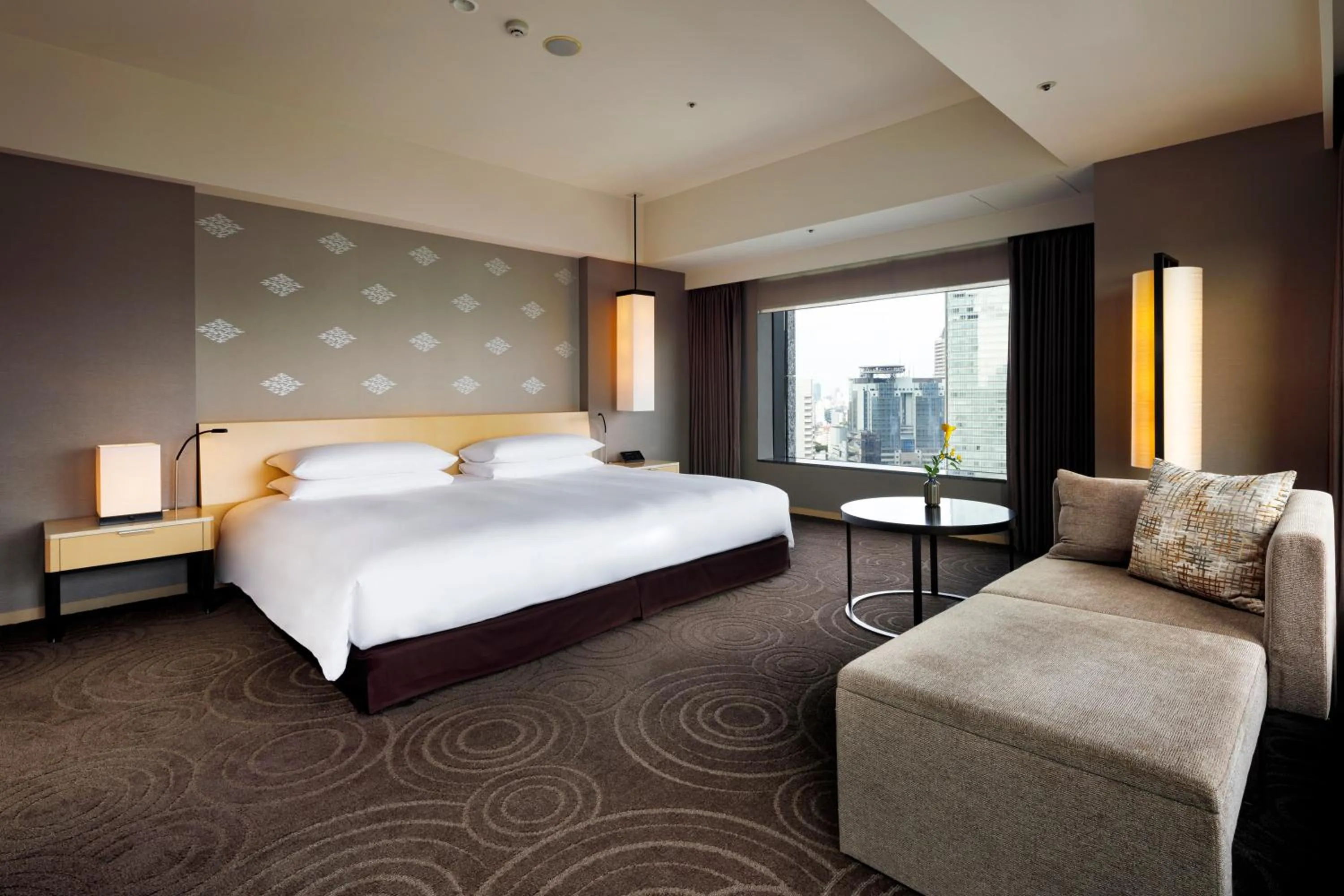 Premier Corner King Room with Extra Bed (3 Adults) - Non-Smoking in The Capitol Hotel Tokyu