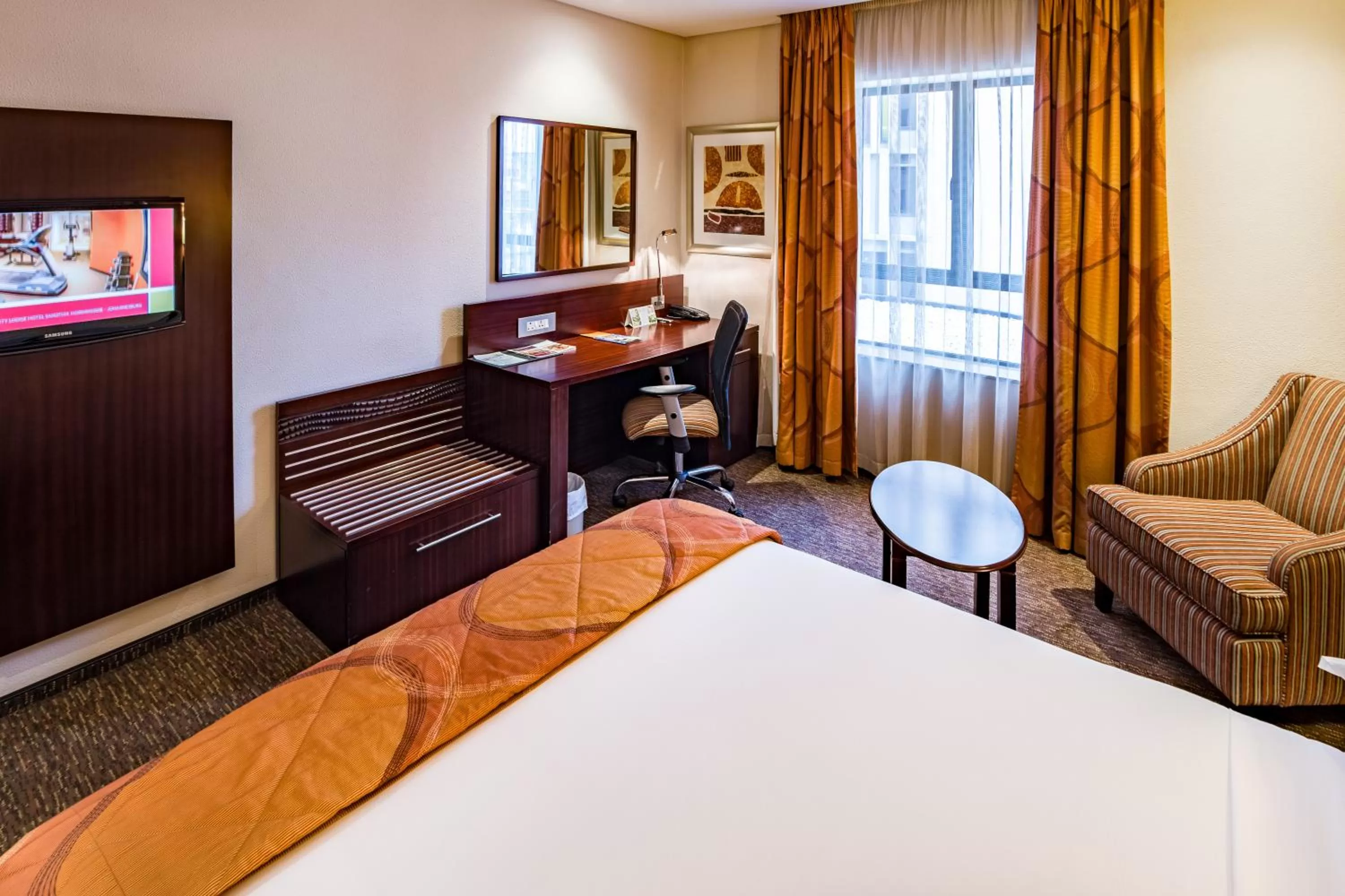 Standard Double Room in City Lodge Hotel Hatfield, Pretoria