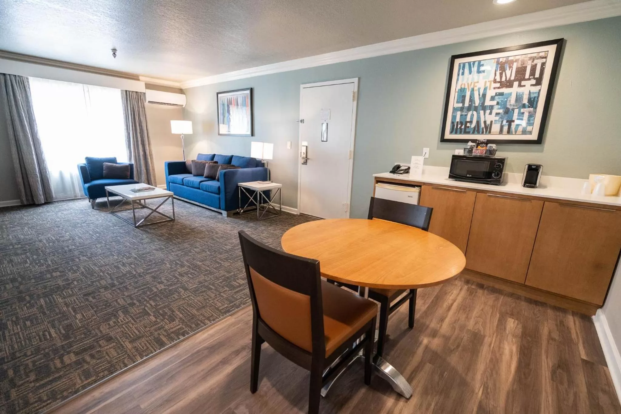 Parlor Double in Alexis Park All Suite Resort