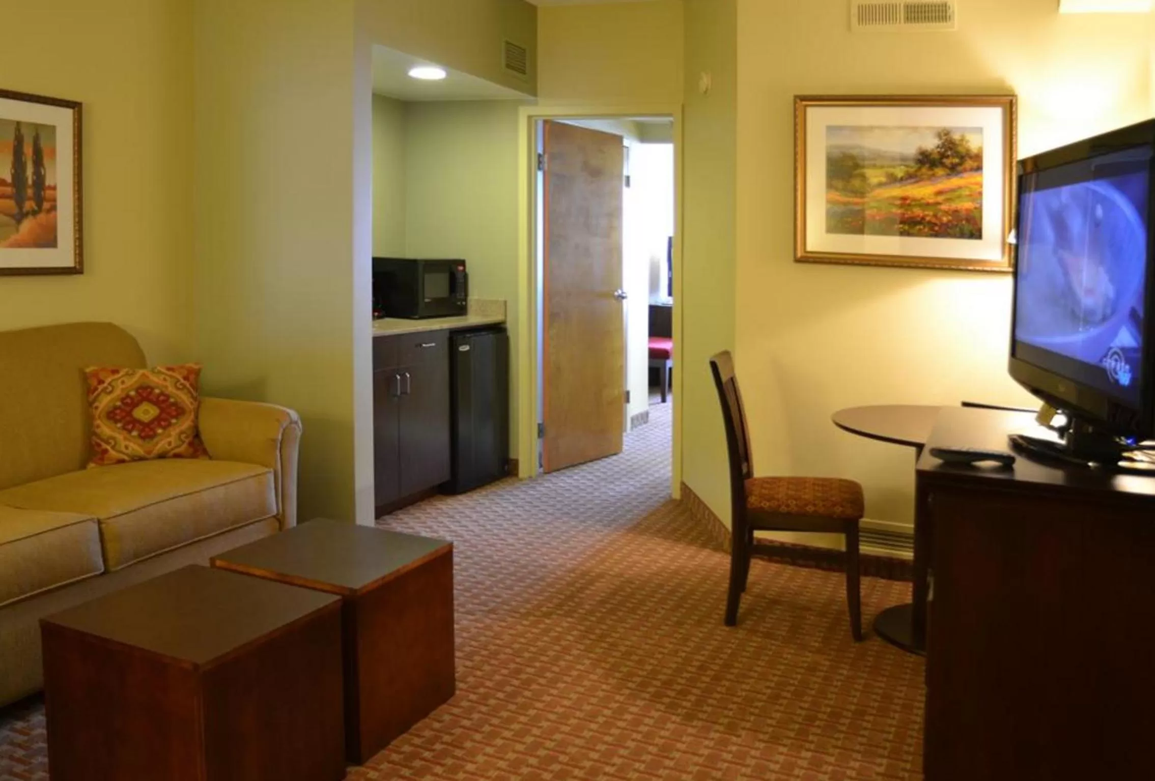 King Suite with Sofa Bed in Euro-Suites Hotel