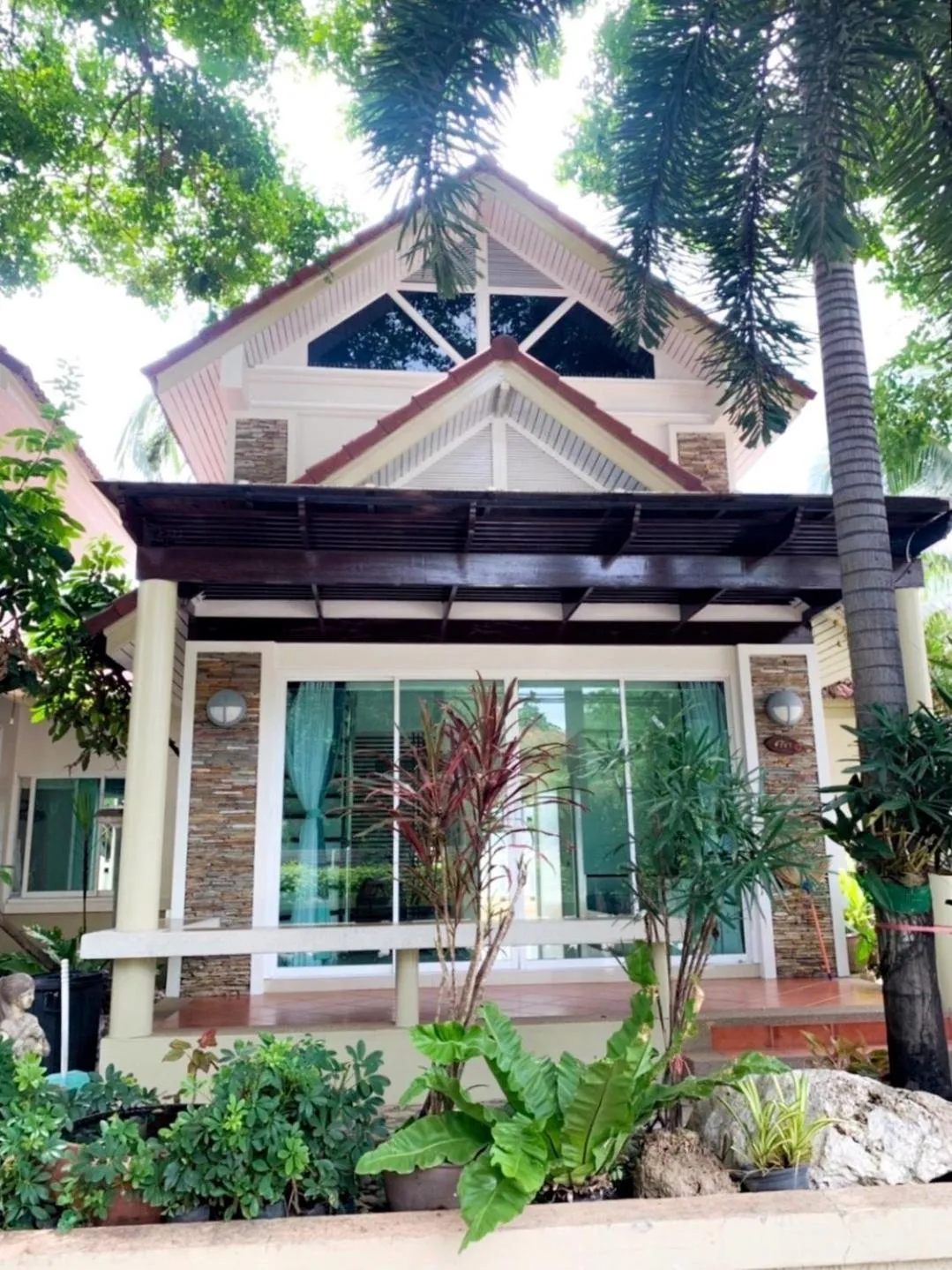 Family Double Room in Nirundorn Resort Chaam