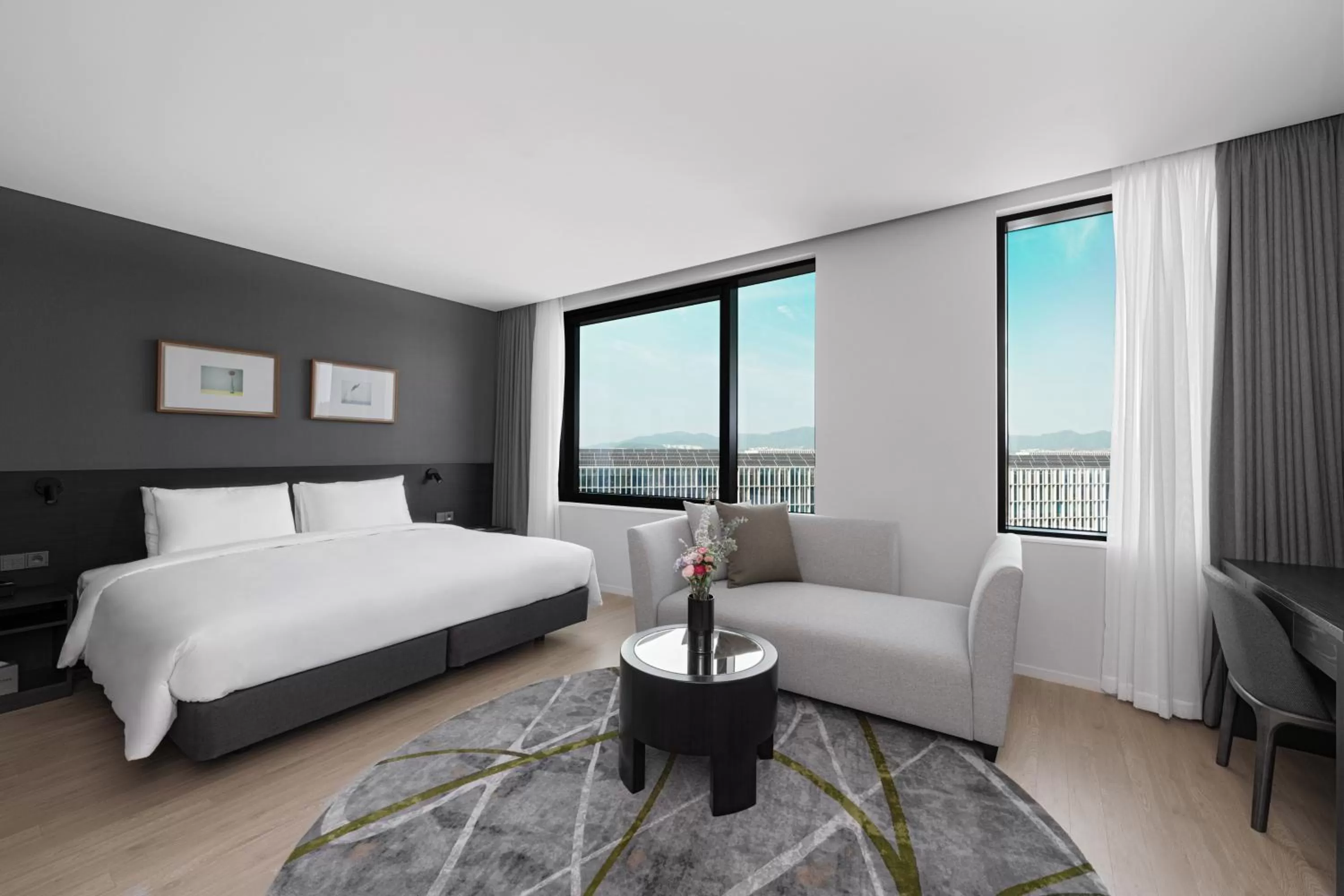 Junior Suite Double in Nine Tree by Parnas Seoul Pangyo