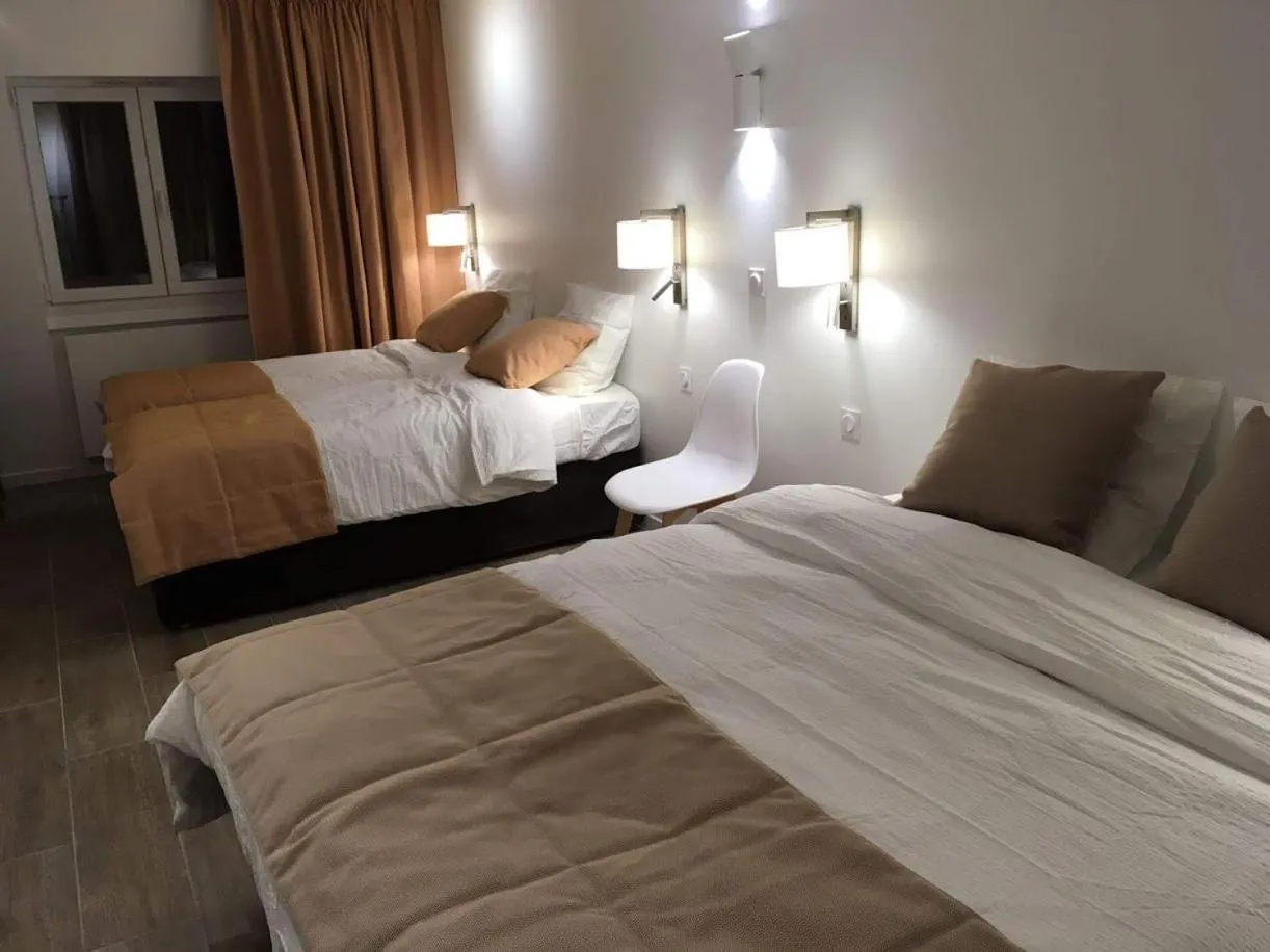 Deluxe Apartment in Hotel Ferney République