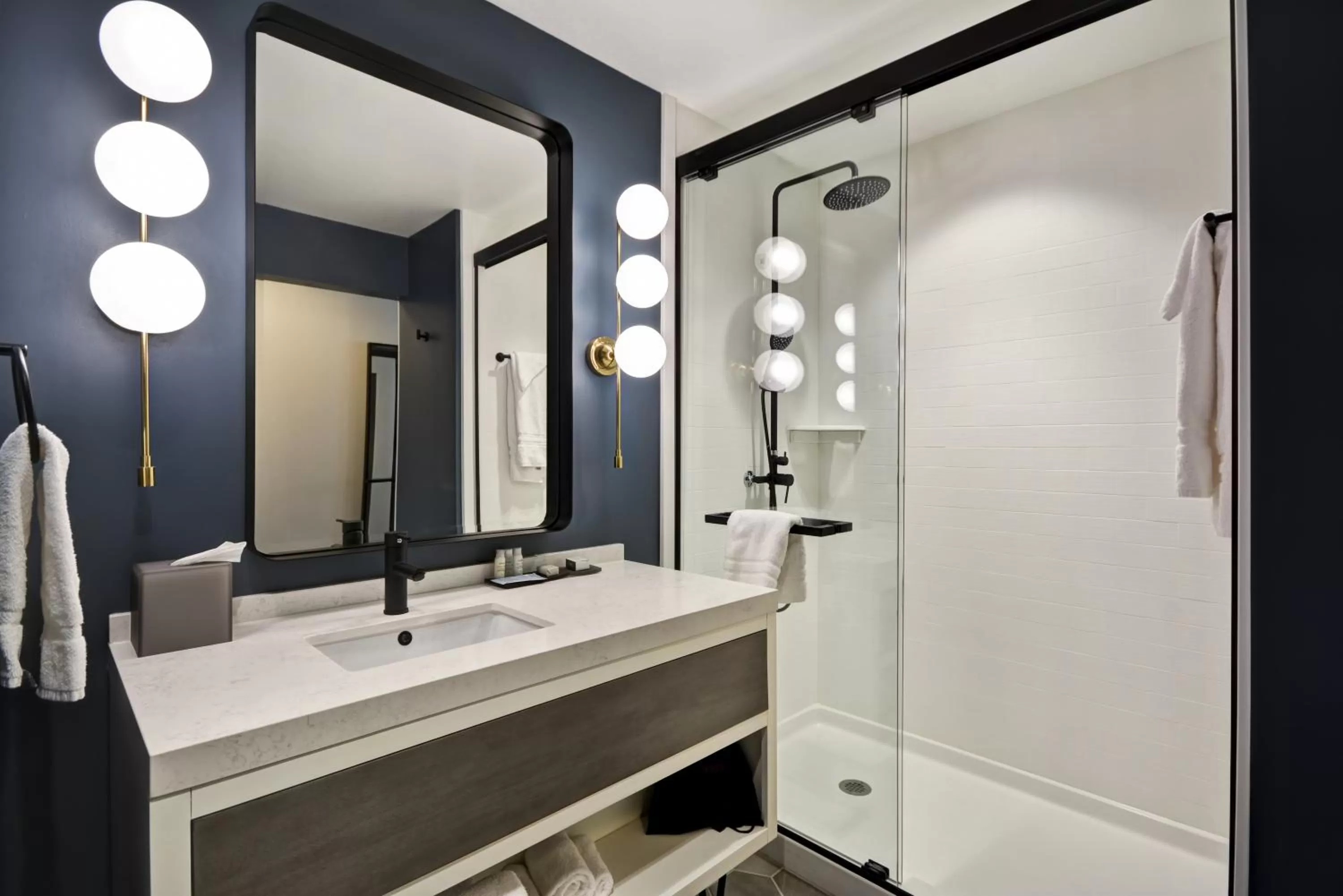 King Studio Suite in Hotel Indigo Kansas City - The Crossroads by IHG